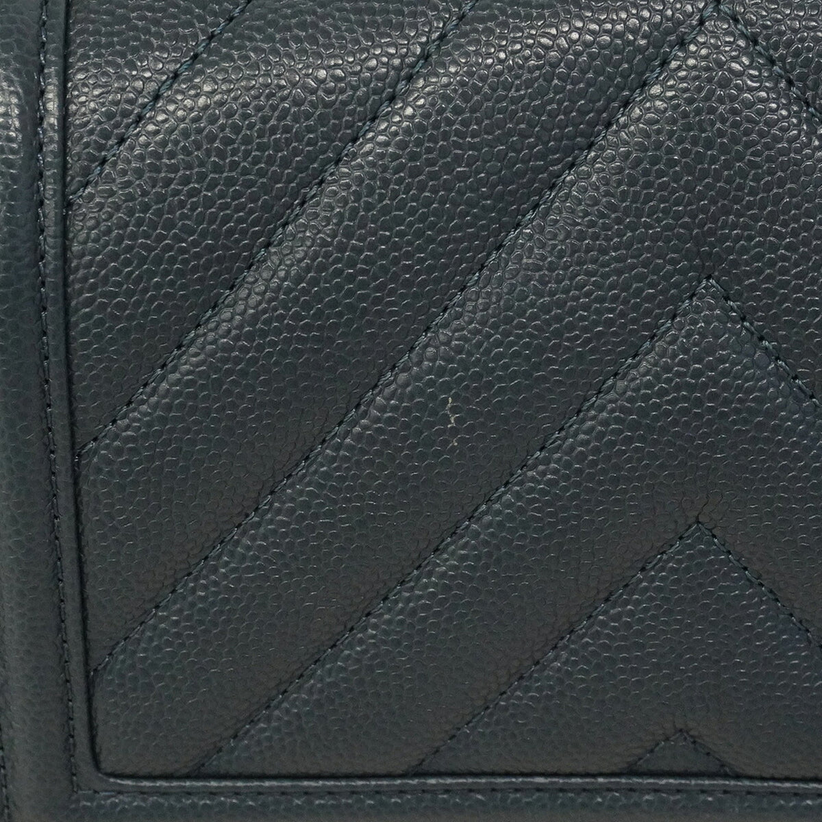 Chanel Blue Grained Calfskin Shoulder Bag (Pre-Owned)