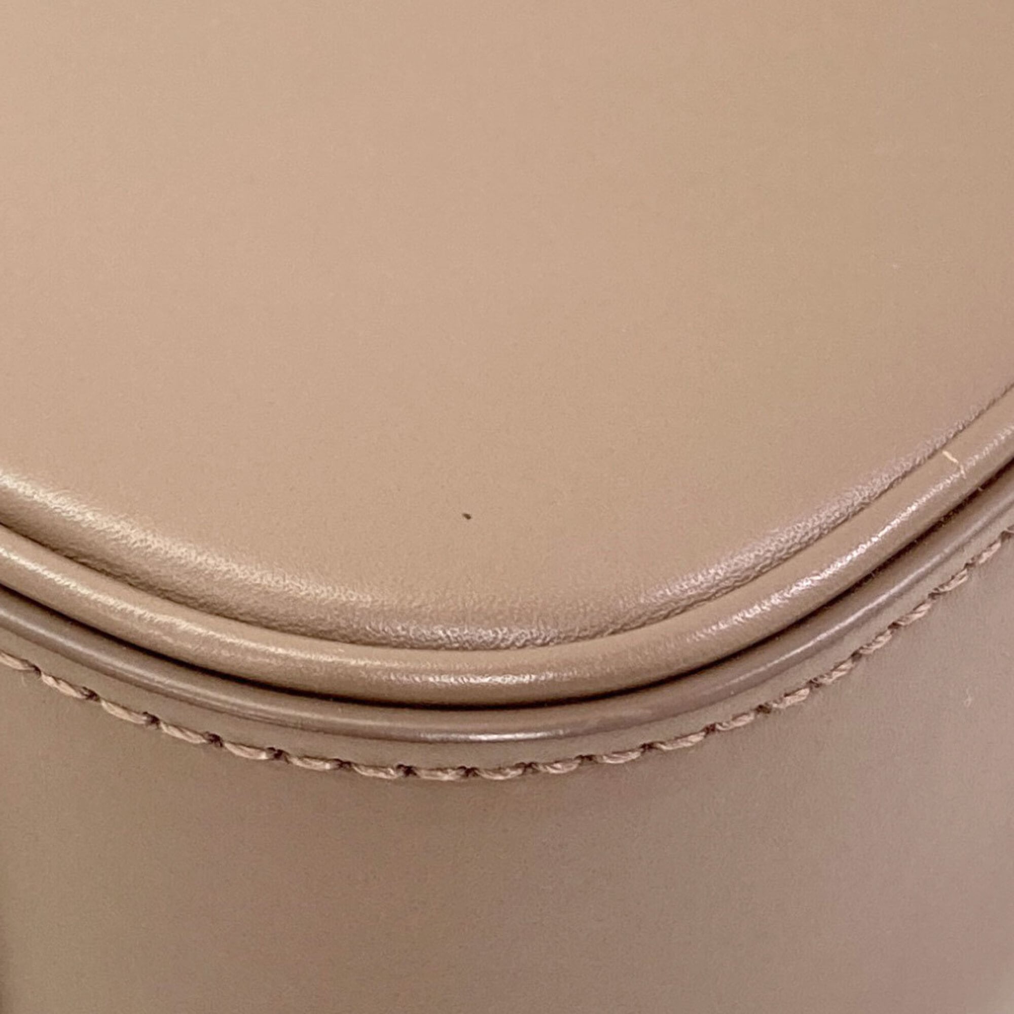 Saint Laurent Grayish Leather Shoulder Bag (Pre-Owned)