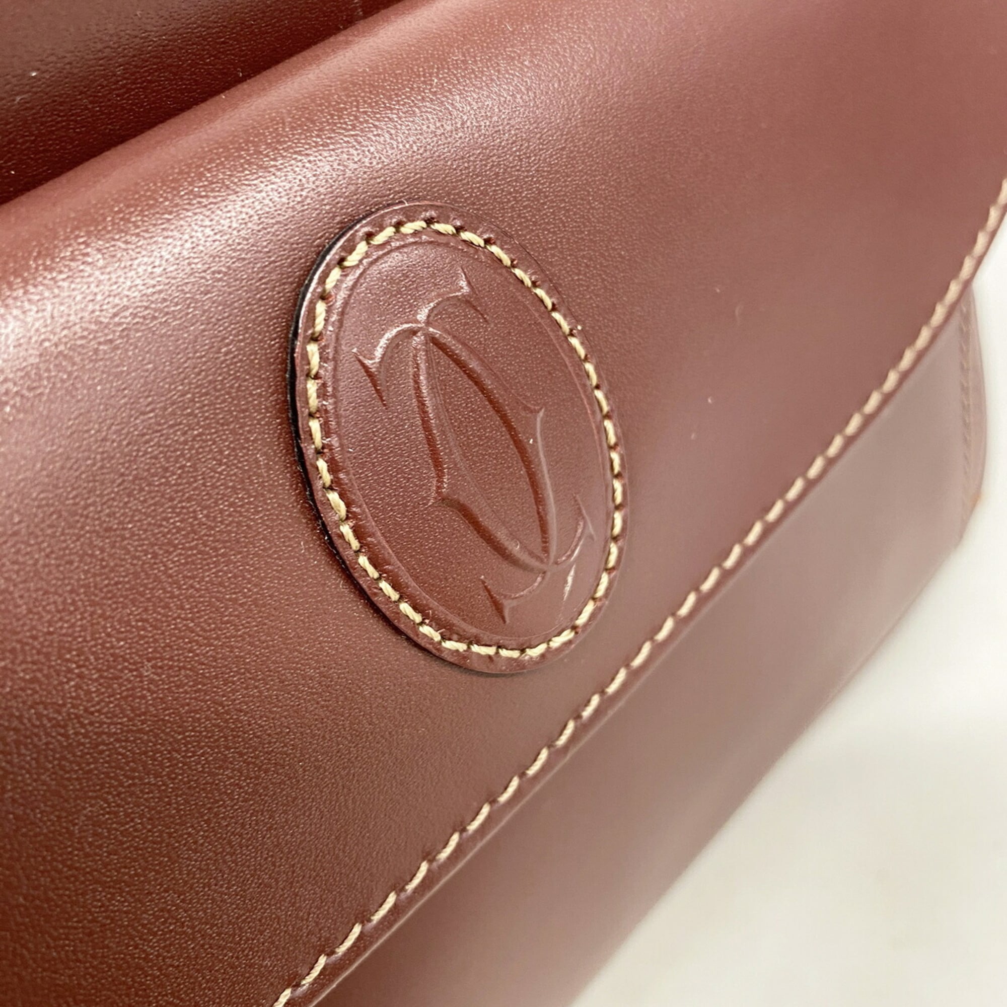 Cartier Bordeaux Leather Shoulder Bag (Pre-Owned)