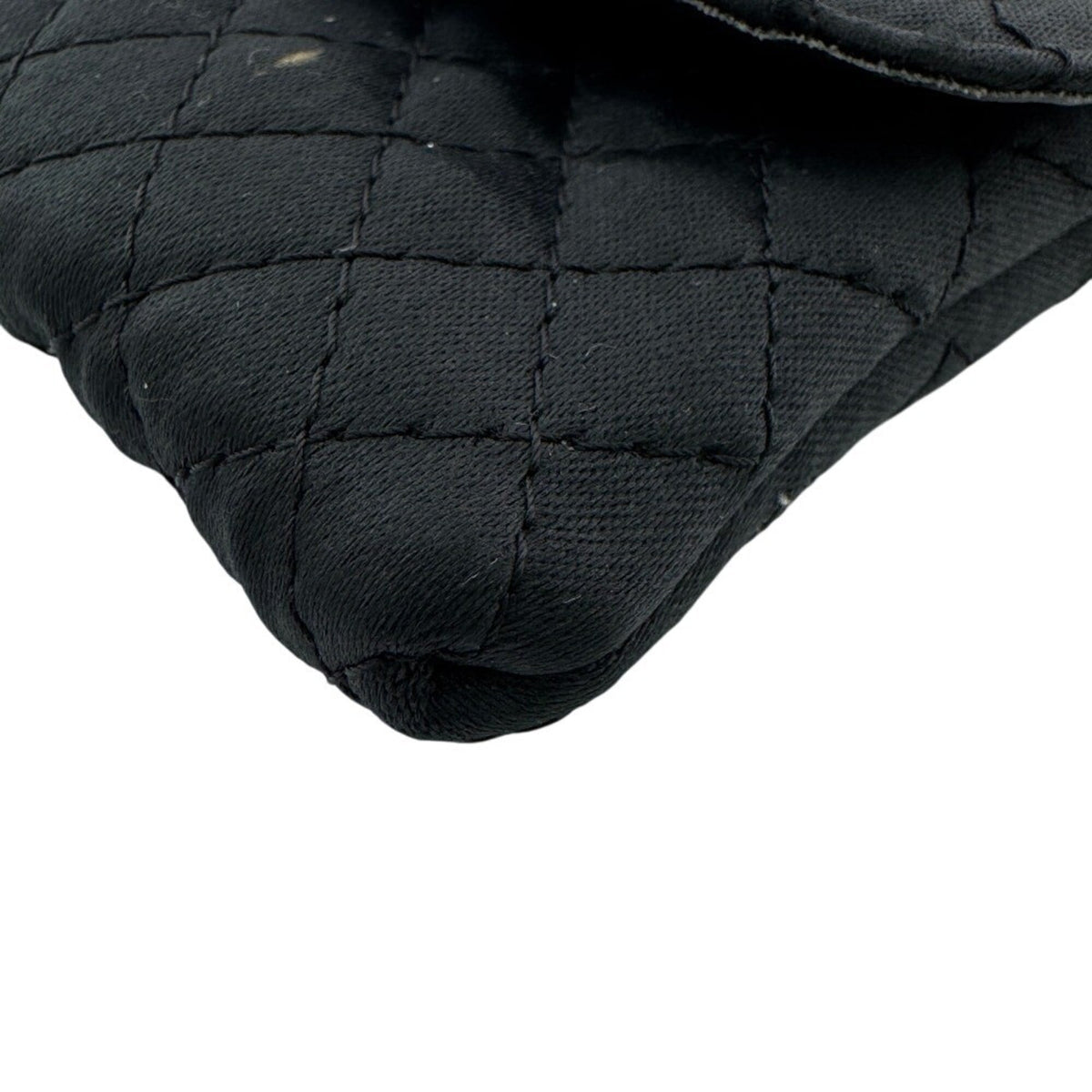 Chanel Black Leather Pouch (Pre-Owned)