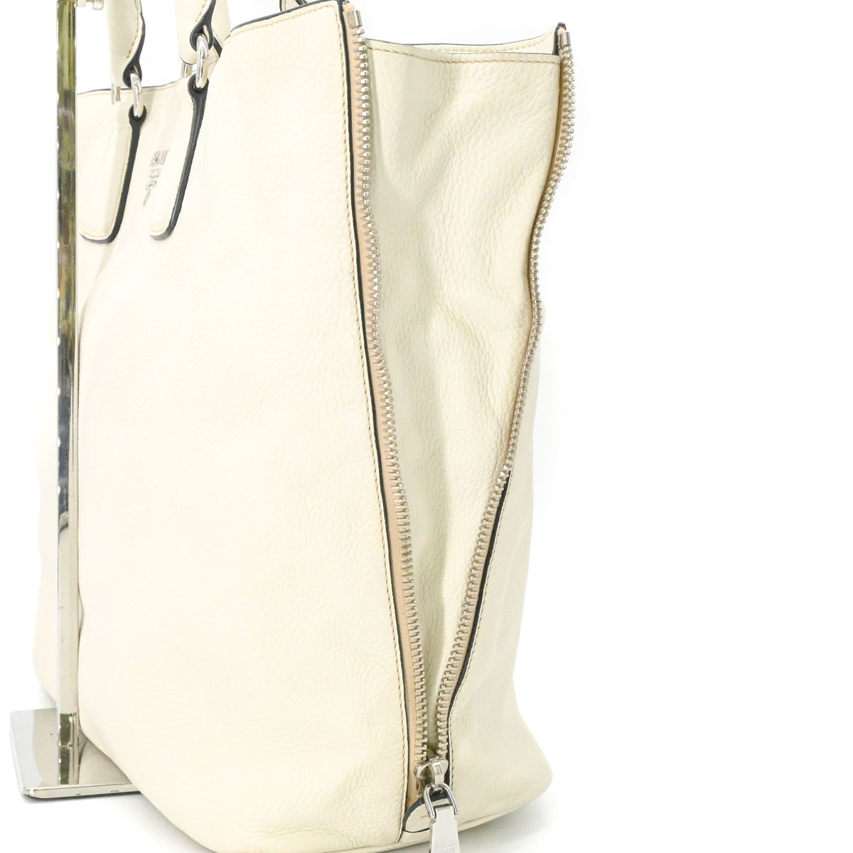 Prada White Leather Shoulder Bag Tote Bag (Pre-Owned)