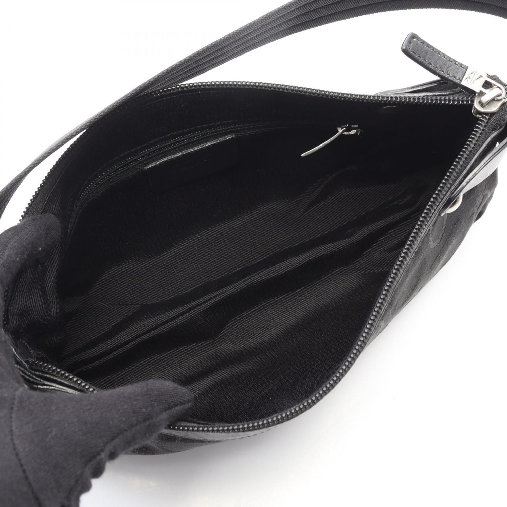 Salvatore Ferragamo Black Canvas Leather Handbag Shoulder Bag (Pre-Owned)