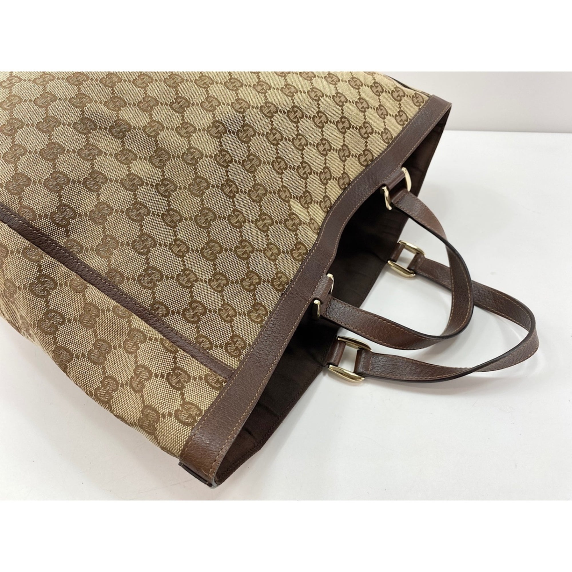 Gucci Abbey Brown Handbag (Pre-Owned)
