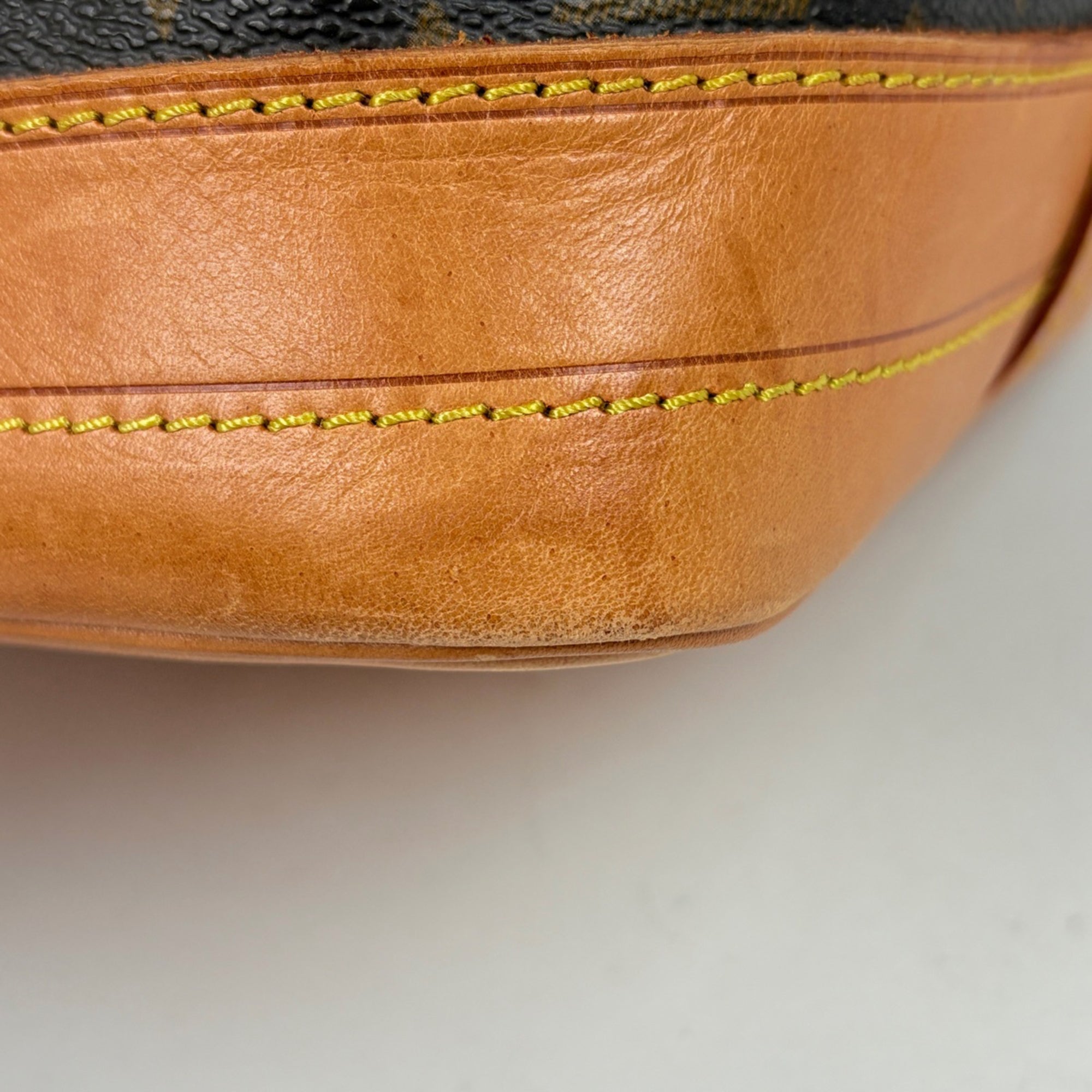 Louis Vuitton Brown Monogram Shoulder Bag (Pre-Owned)