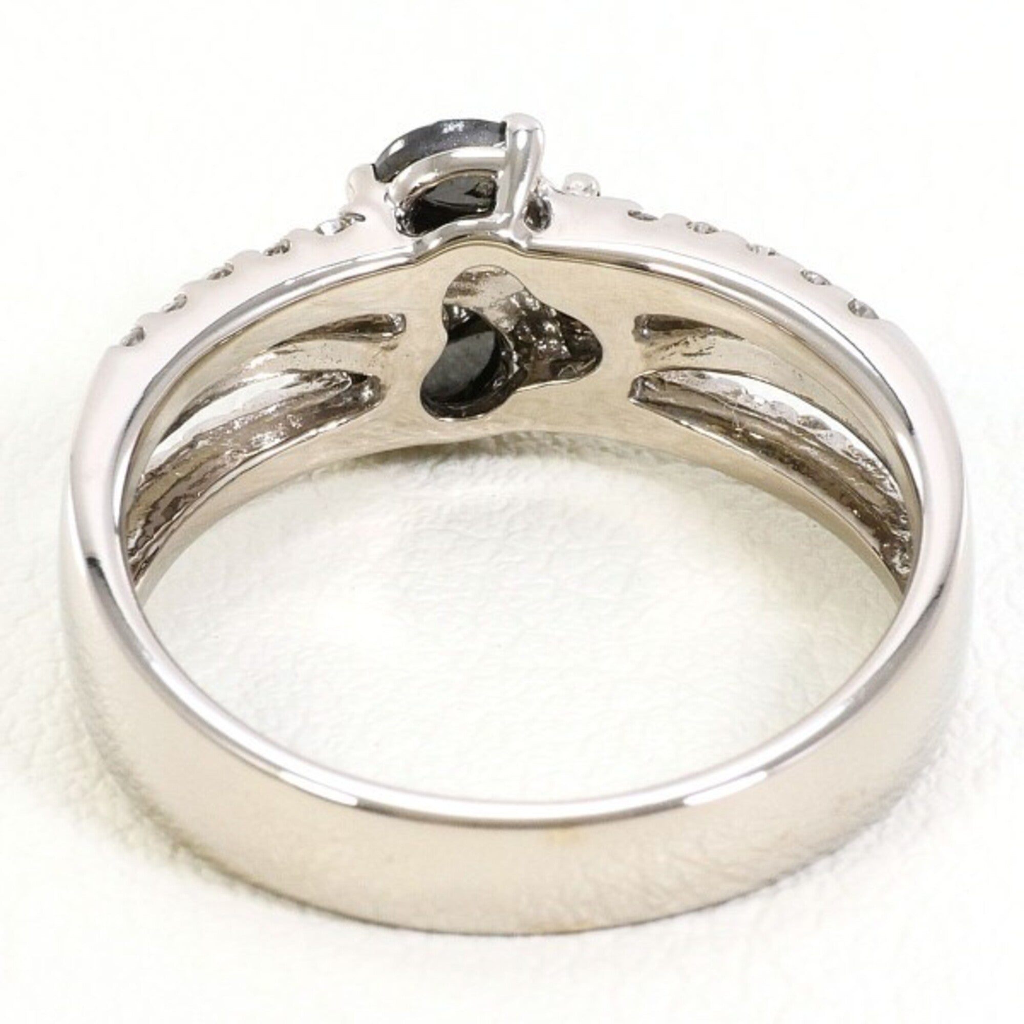 Unbranded Black White Gold White Gold (14K) Band Ring (Pre-Owned)