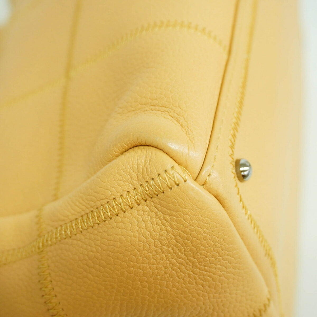 Chanel Beige Grained Calfskin Handbag (Pre-Owned)