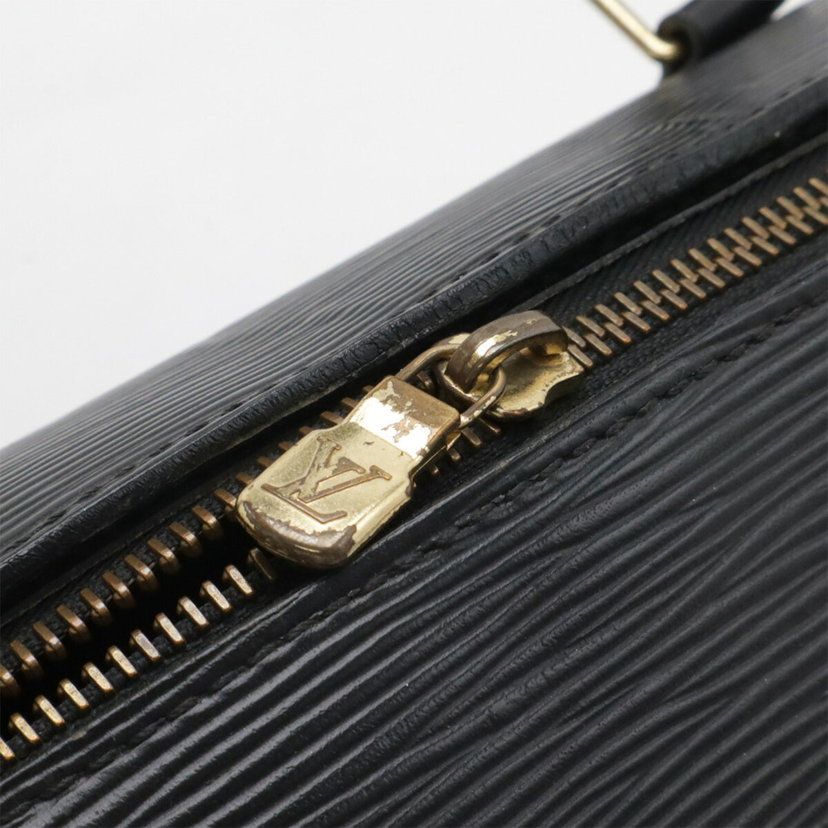 Louis Vuitton Epi Black Noir Epi Leather Handbag Shoulder Bag (Pre-Owned)