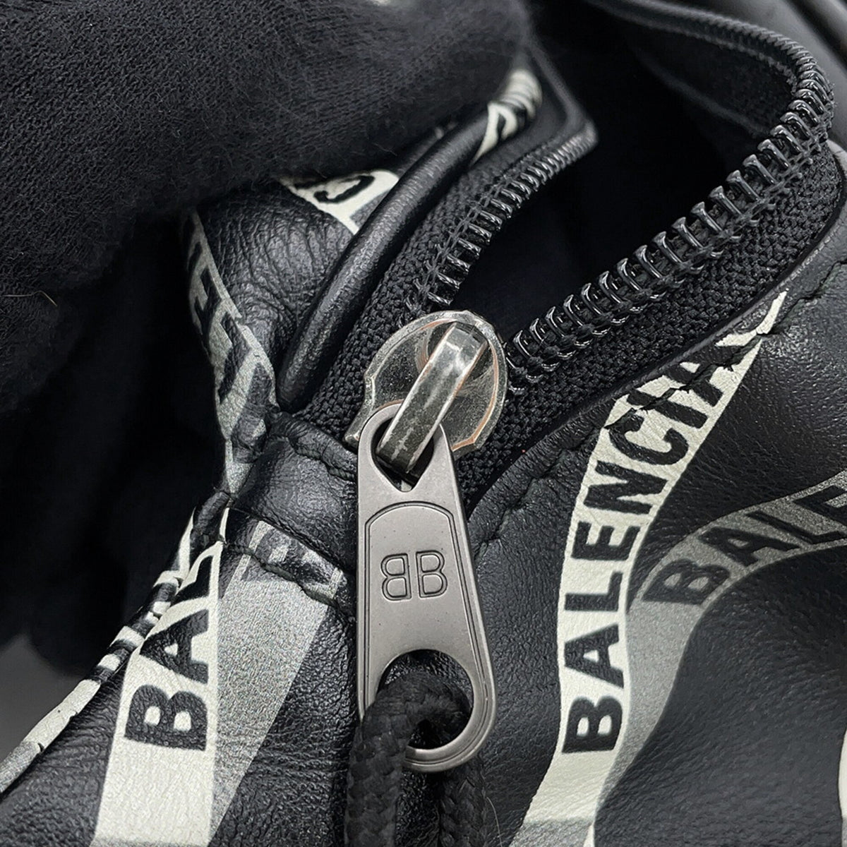 Balenciaga Black Leather Sling Bag (Pre-Owned)