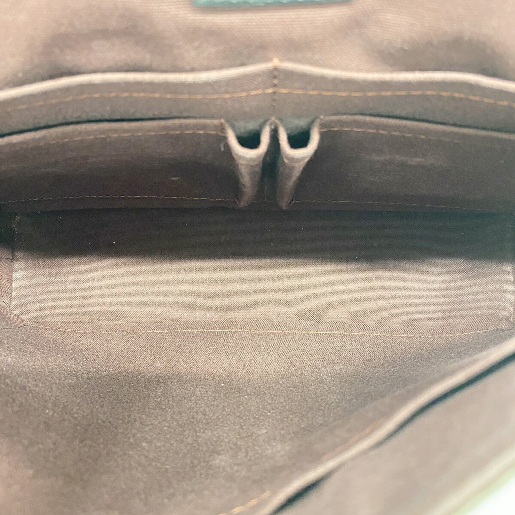 Louis Vuitton Brown Shoulder Bag (Pre-Owned)