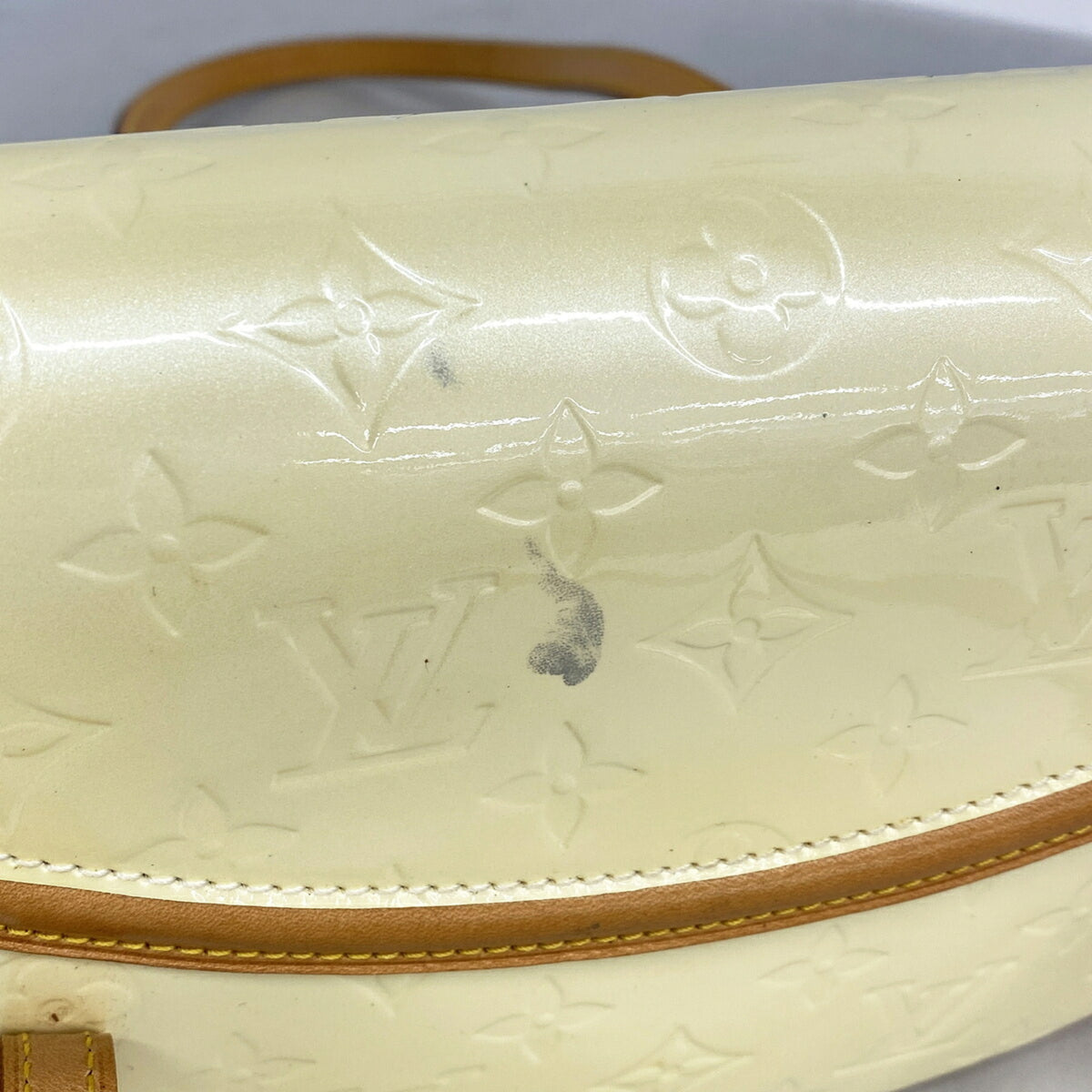Louis Vuitton Pearl Shoulder Bag (Pre-Owned)