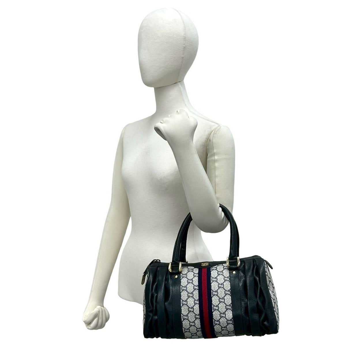 Gucci Navy Red Color Pvc Leather Handbag (Pre-Owned)