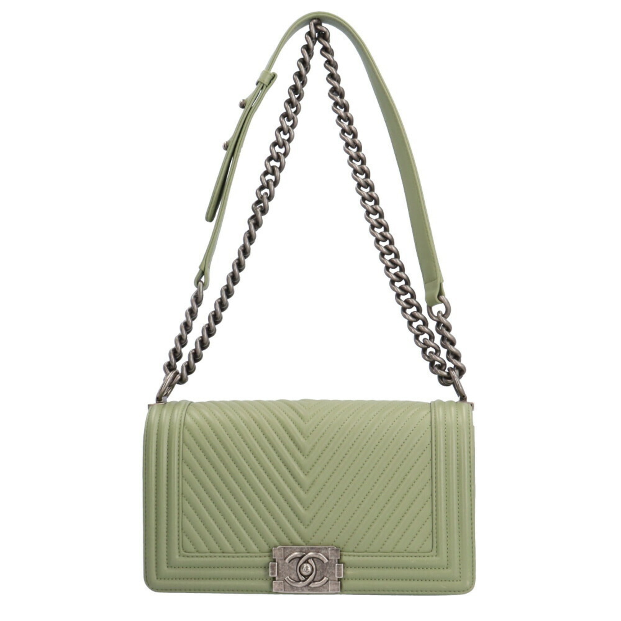 Chanel Green Leather Shoulder Bag (Pre-Owned)