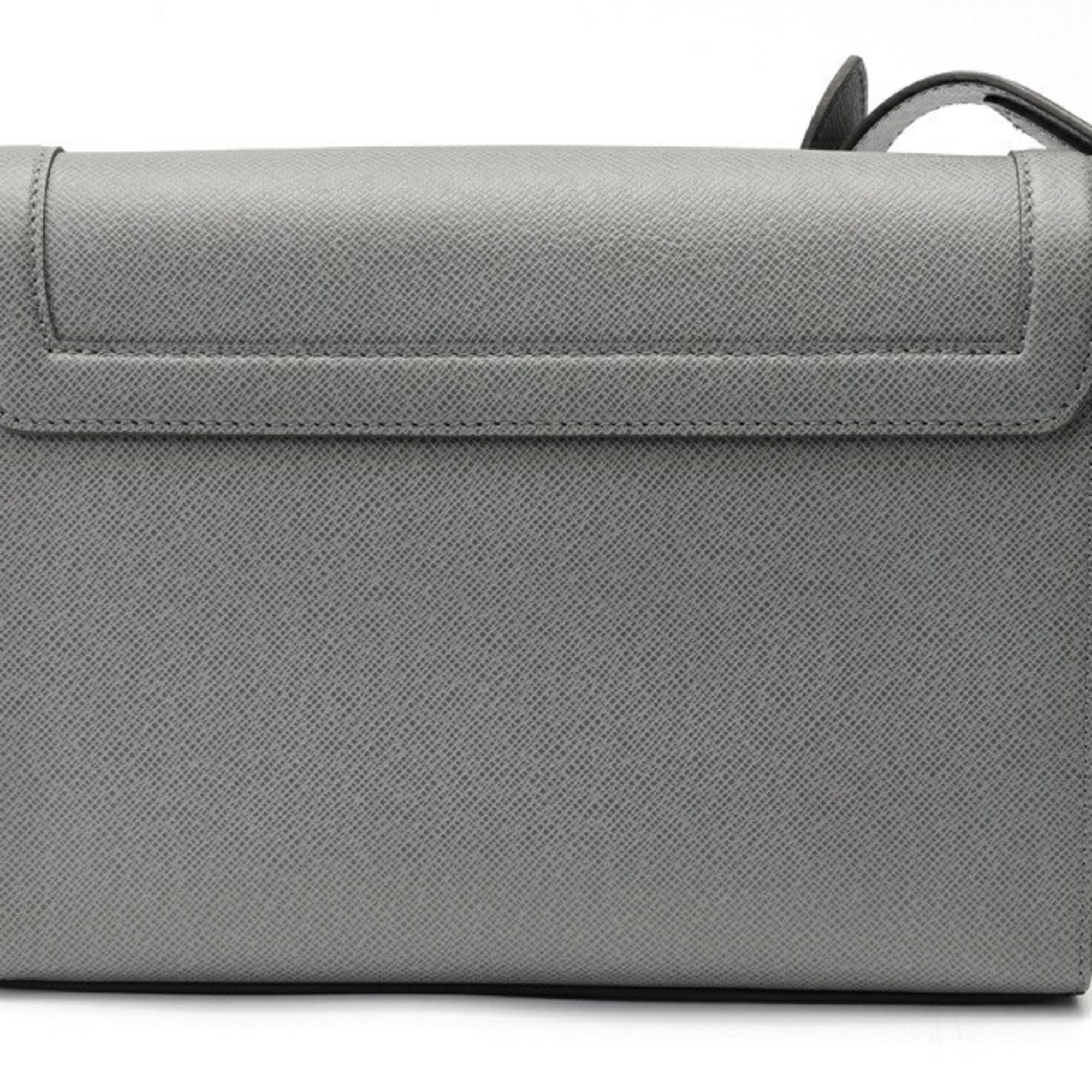 Louis Vuitton Gray Taiga Leather Shoulder Bag (Pre-Owned)