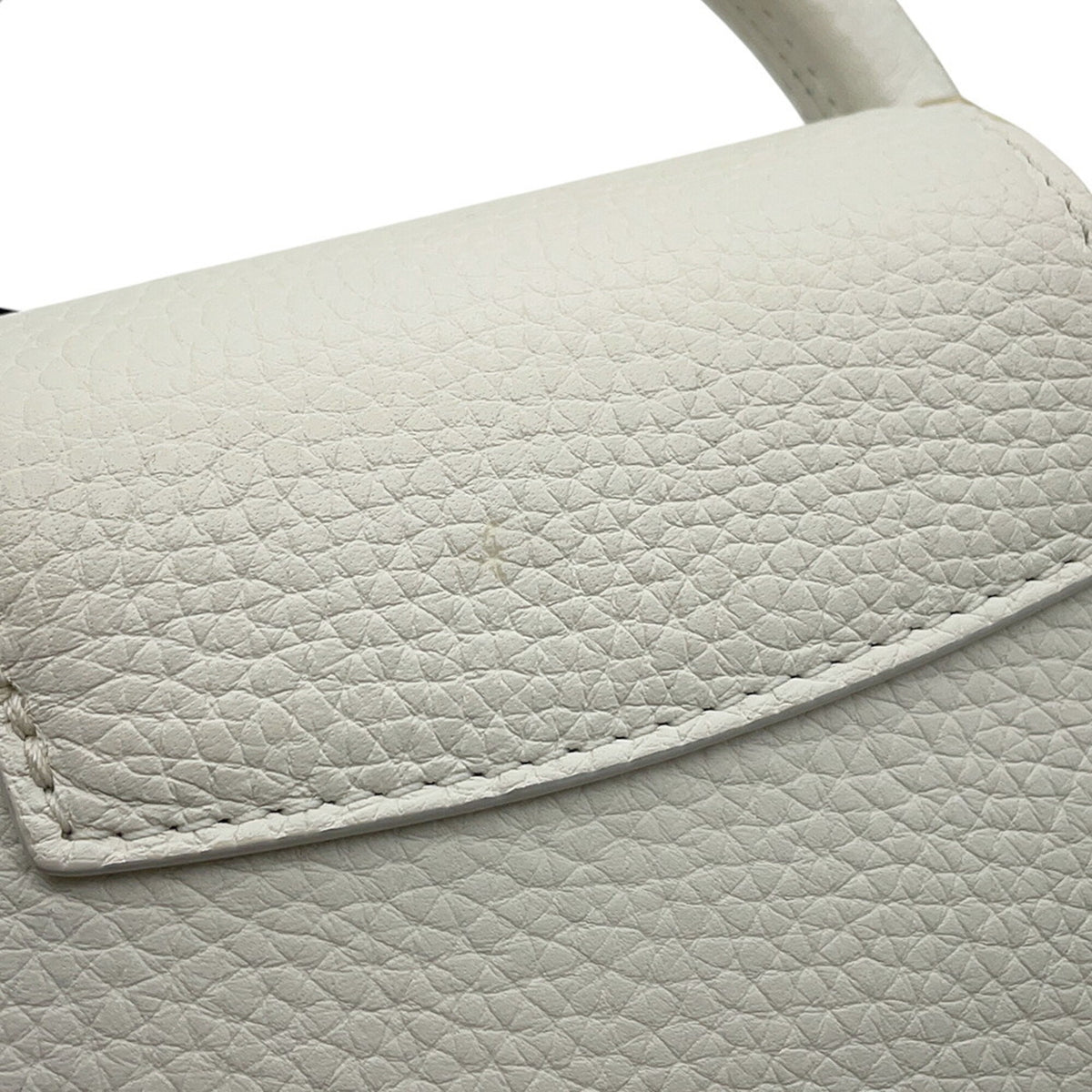 Louis Vuitton White Leather Handbag Shoulder Bag (Pre-Owned)