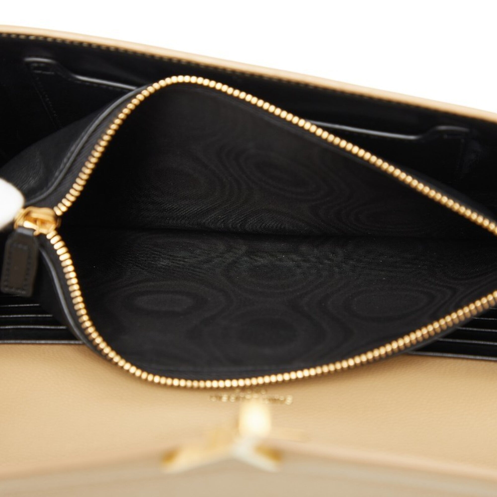 Saint Laurent Beige Leather Shoulder Bag (Pre-Owned)