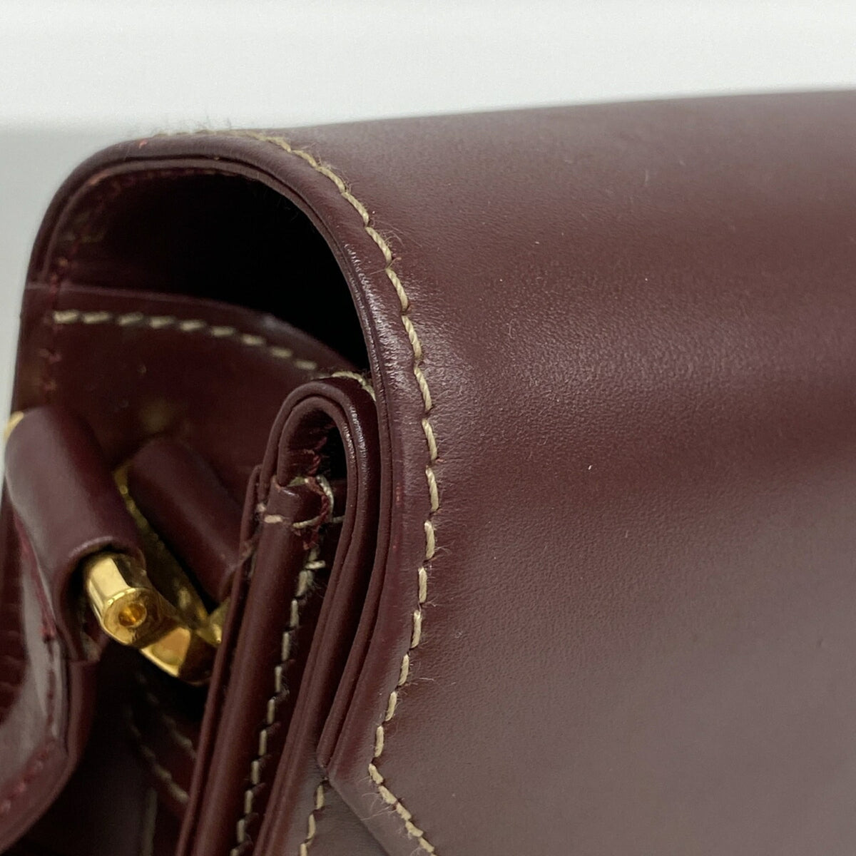 Cartier Bordeaux Leather Shoulder Bag (Pre-Owned)