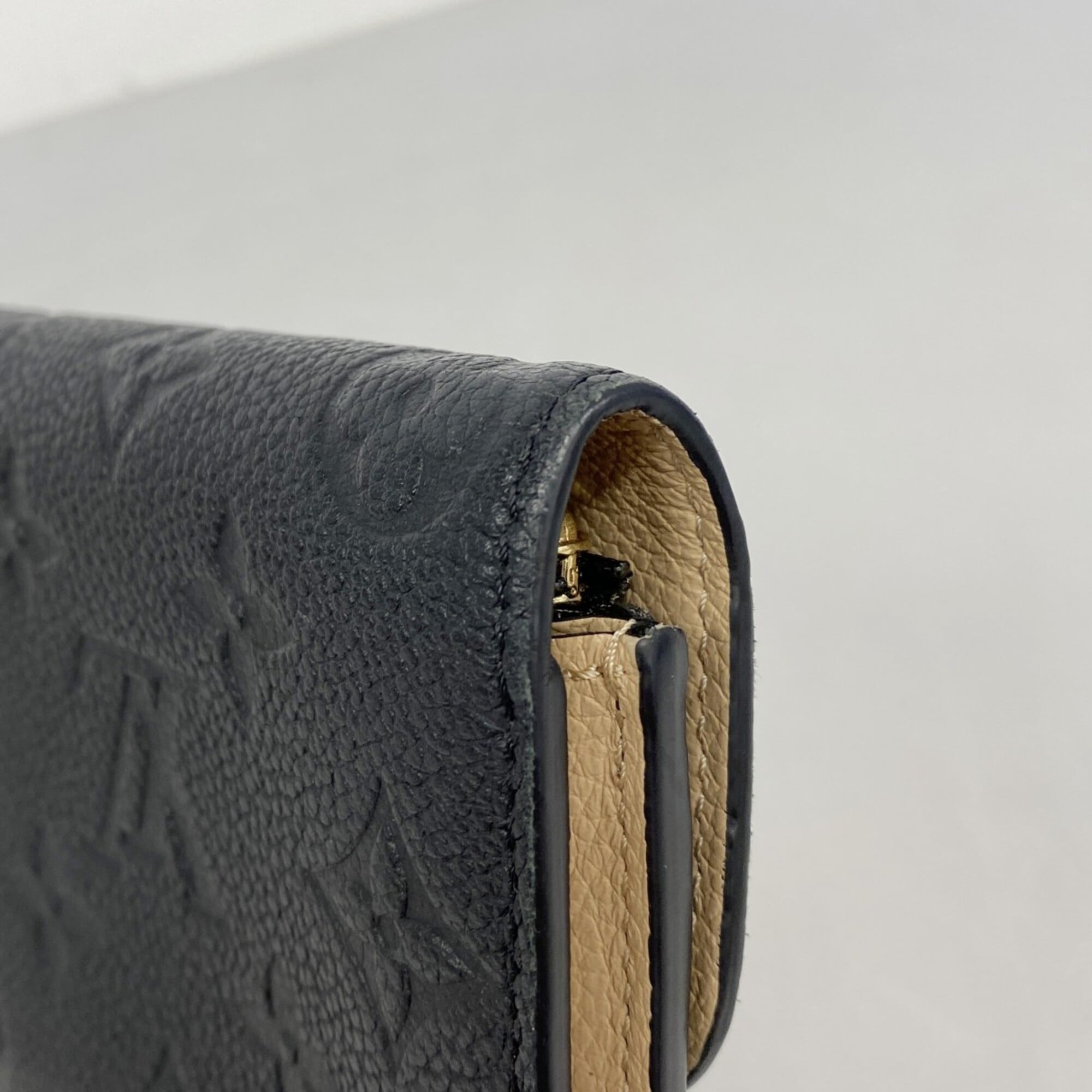 Louis Vuitton Noir Long Wallet (Bi-Fold) (Pre-Owned)