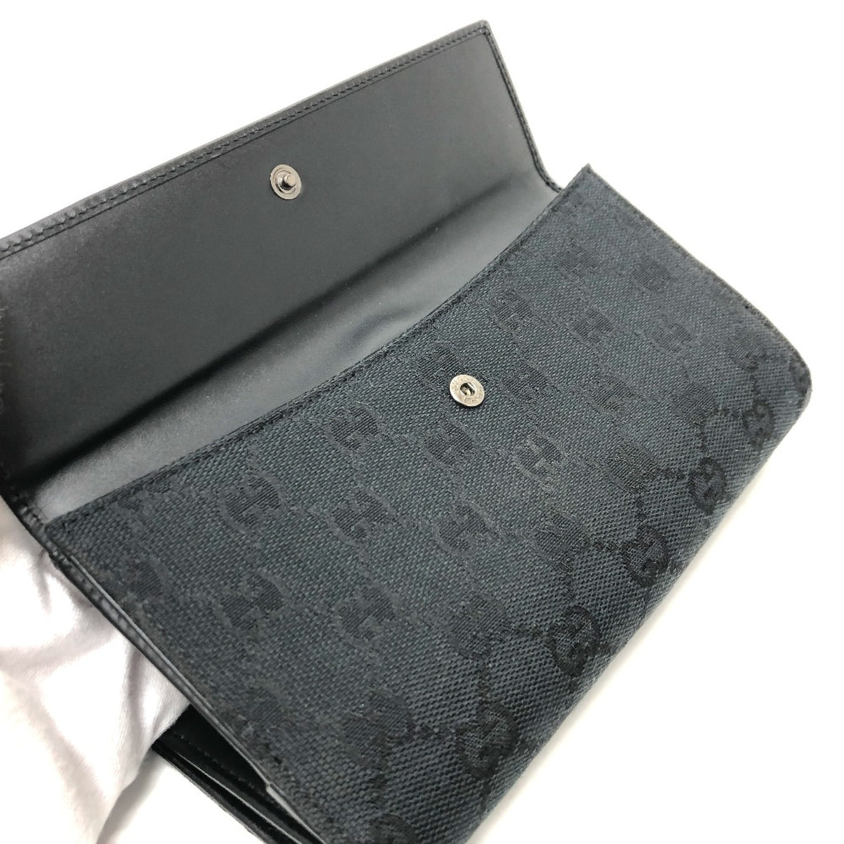 Gucci Black Other Wallet (Bi-Fold) (Pre-Owned)