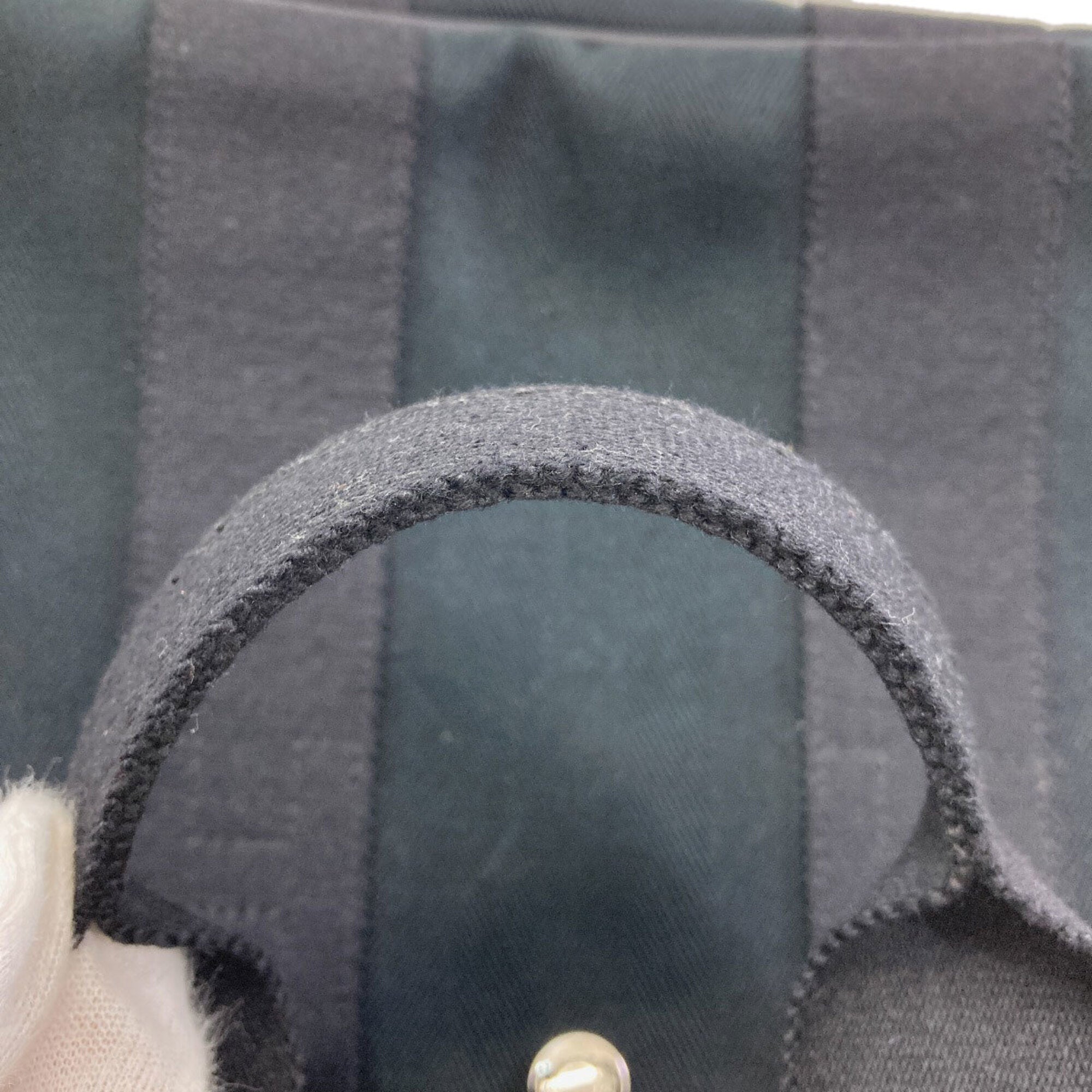 Hermes Black Canvas Handbag (Pre-Owned)