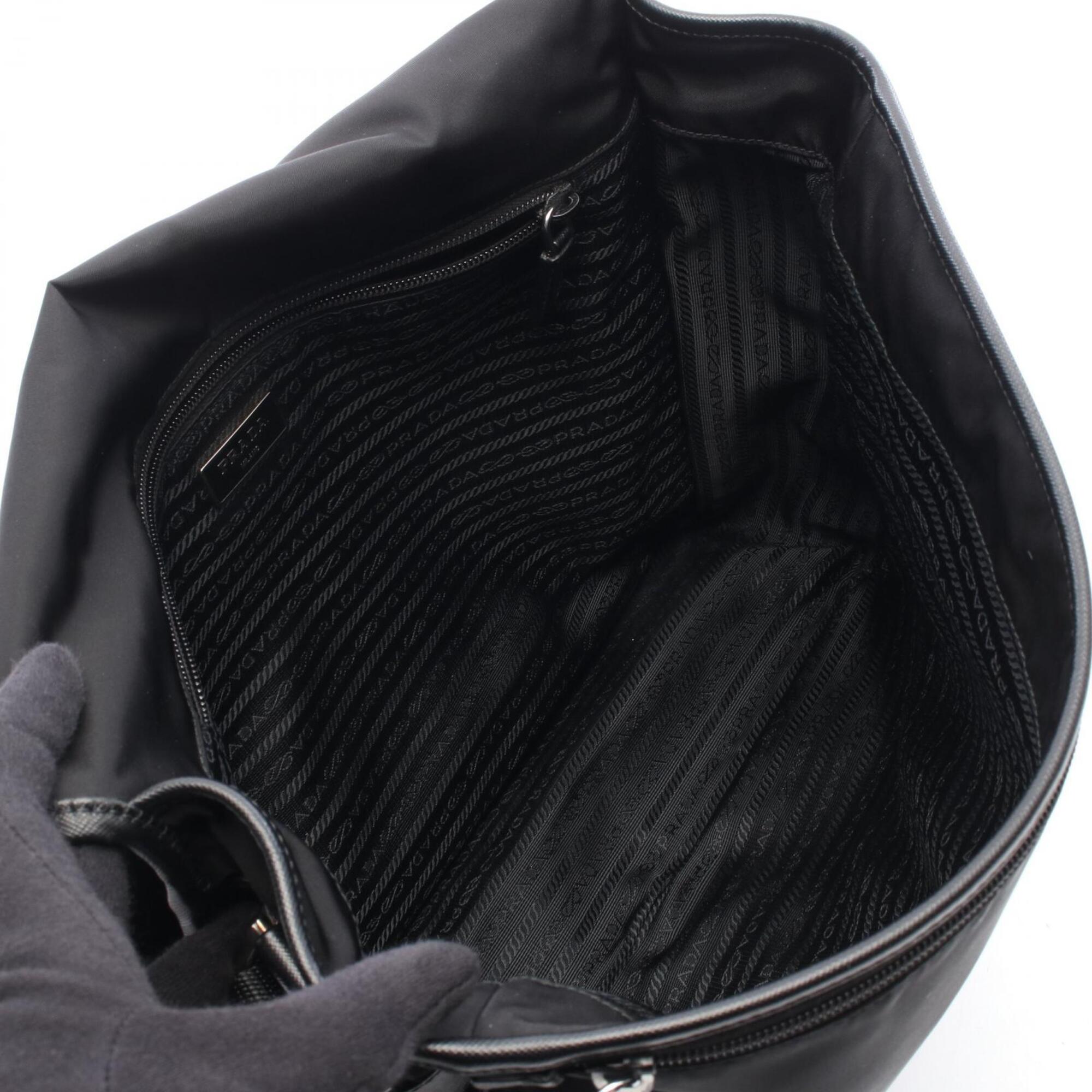 Prada Black Nylon Leather Handbag Messenger Bag Shoulder Bag (Pre-Owned)