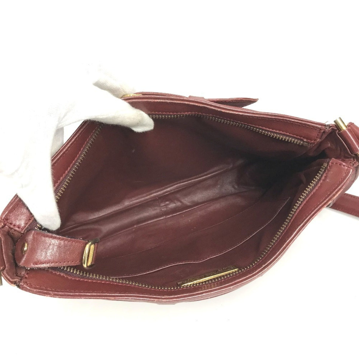 Cartier Wine Red Leather Shoulder Bag (Pre-Owned)