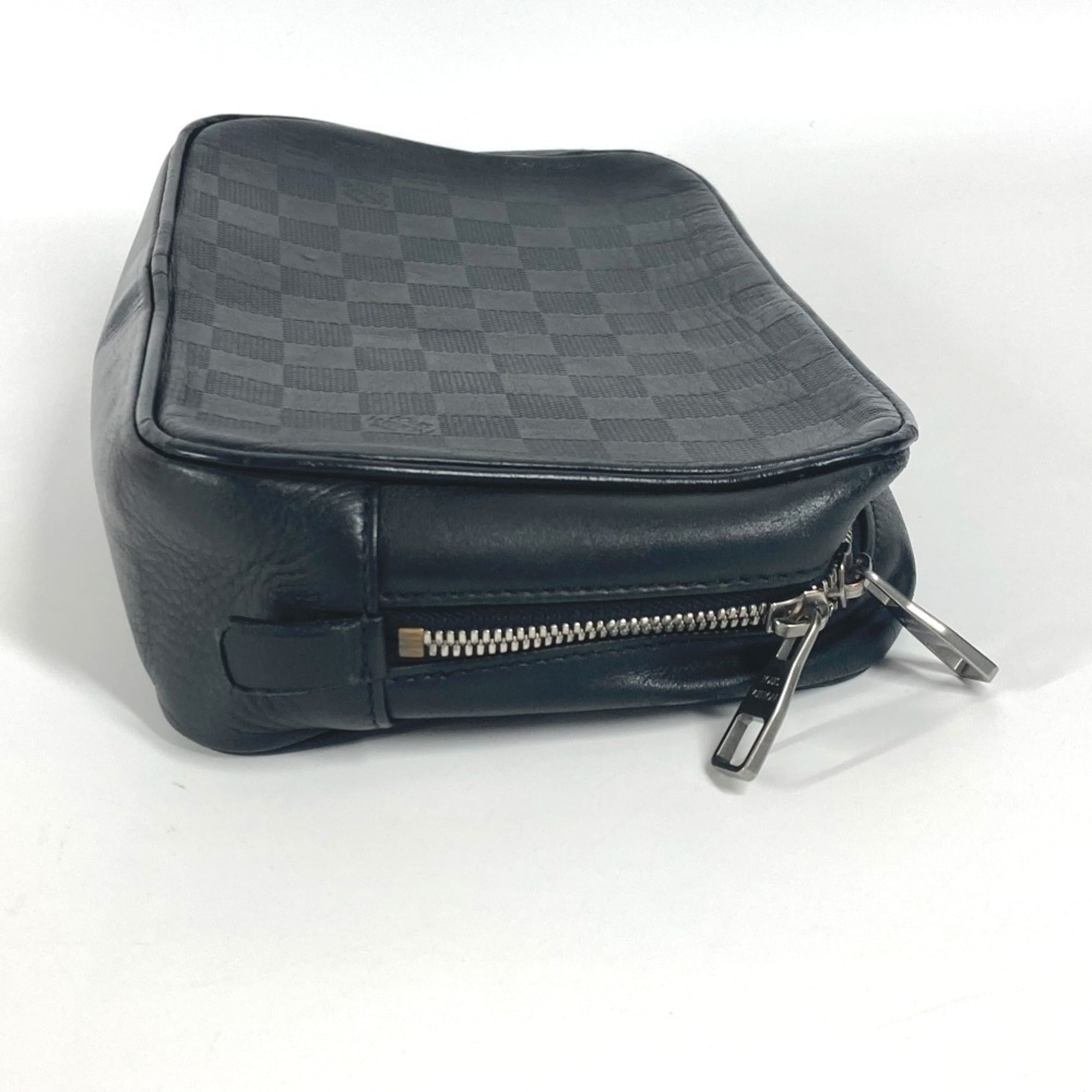 Louis Vuitton Damier Infini Black Onyx Damier Infini Clutch Bag (Pre-Owned)