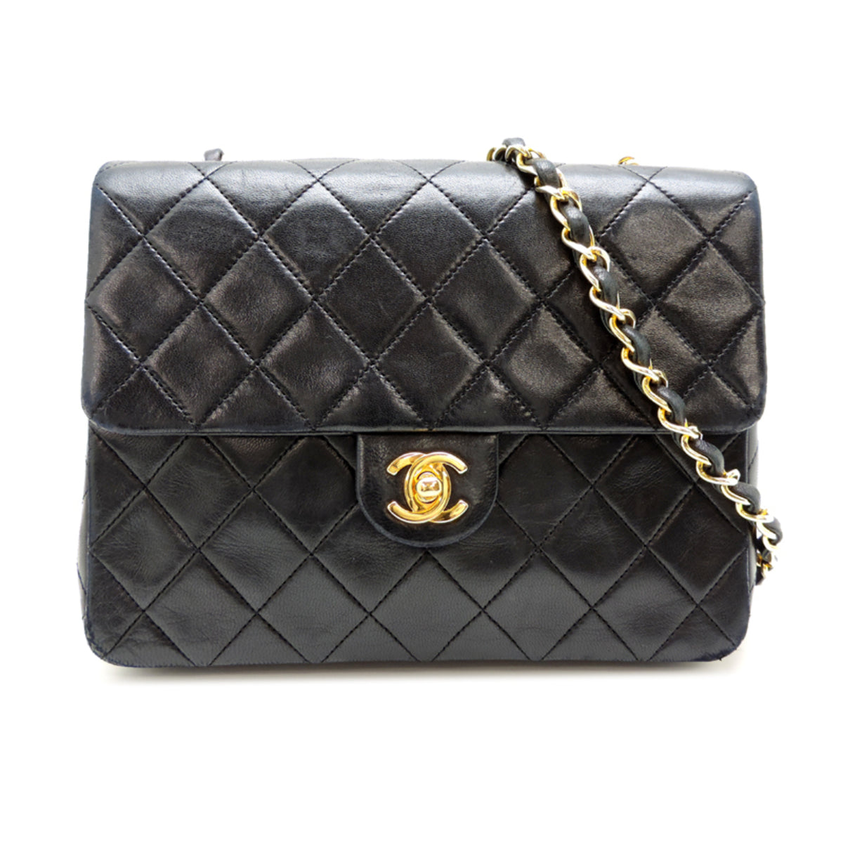 Chanel Black Leather Shoulder Bag (Pre-Owned)