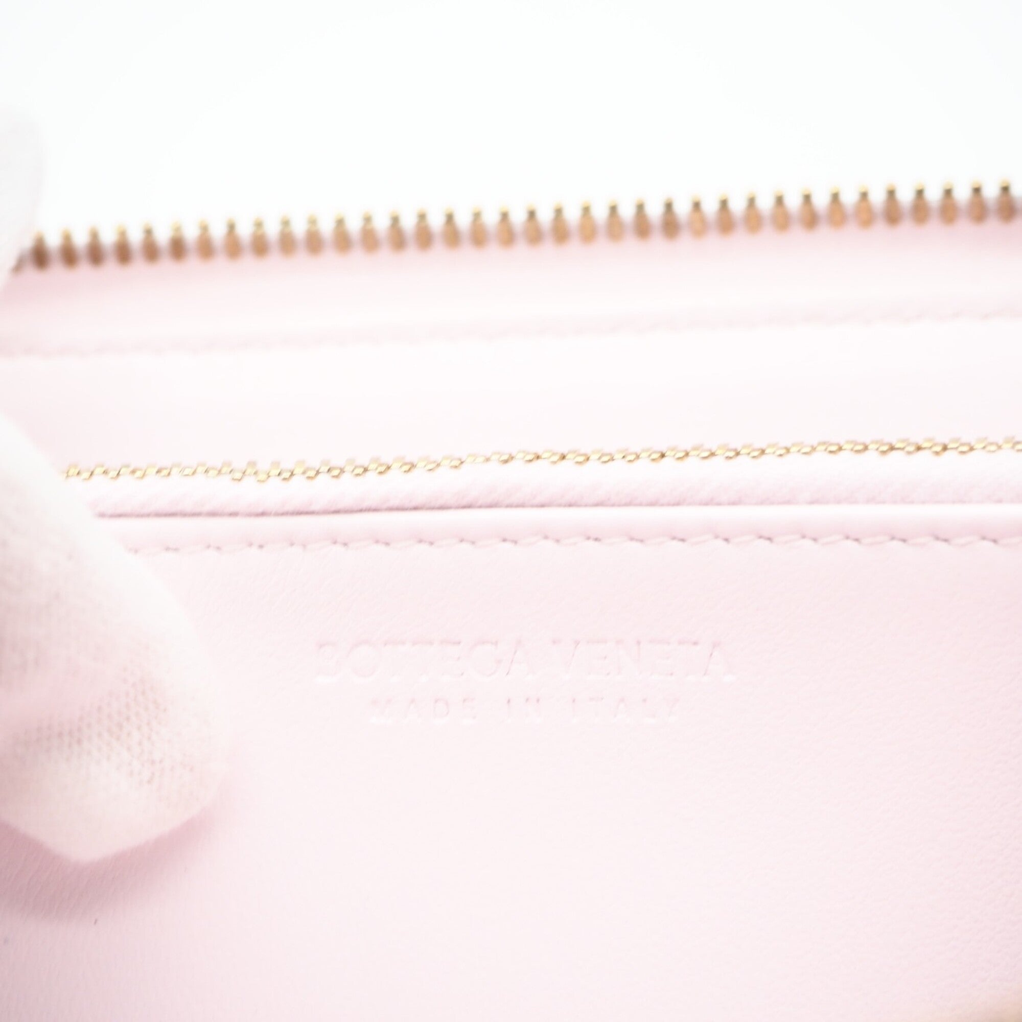 Bottega Veneta Intrecciato Pink Leather Long Wallet (Bi-Fold) (Pre-Owned)