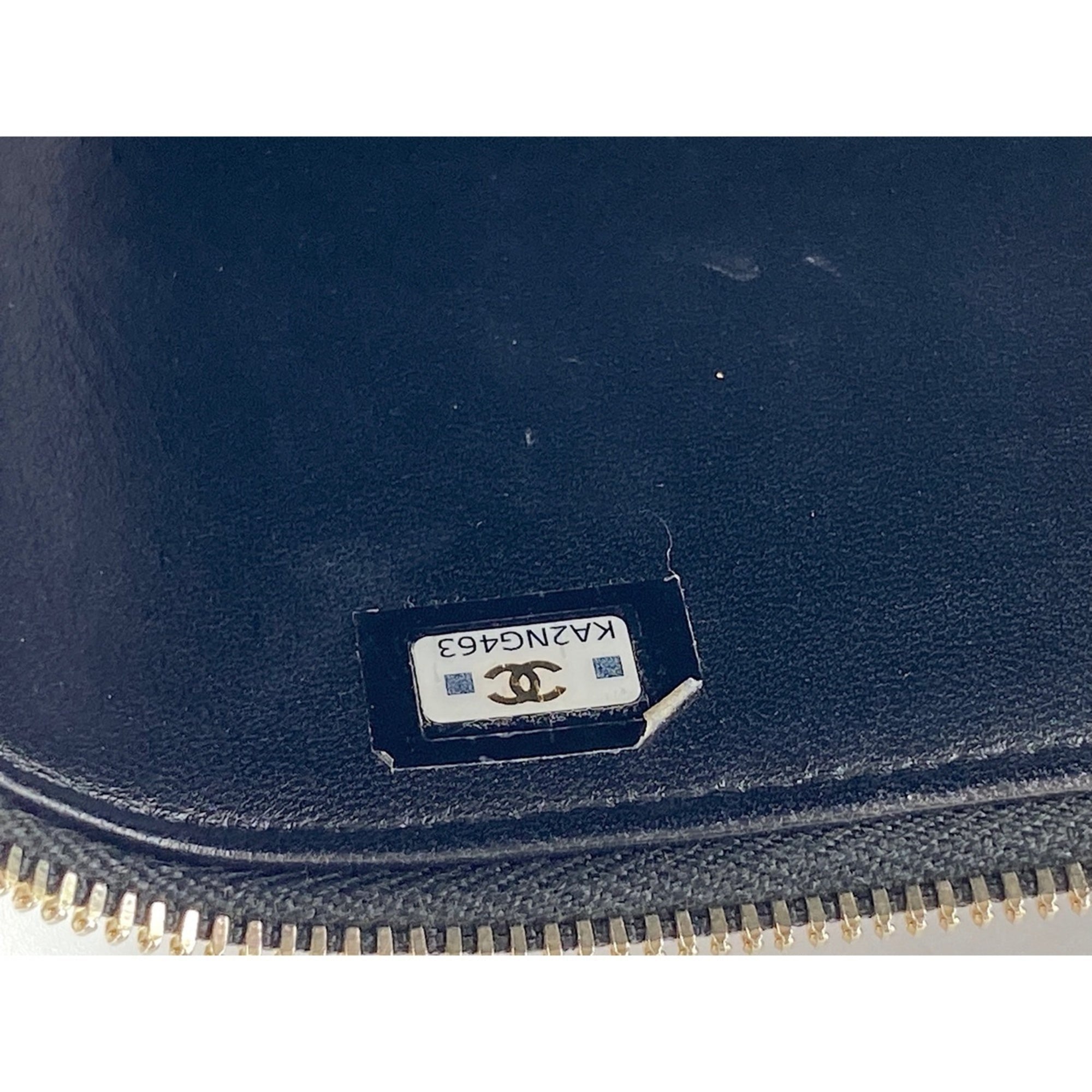 Chanel Black Shoulder Bag (Pre-Owned)