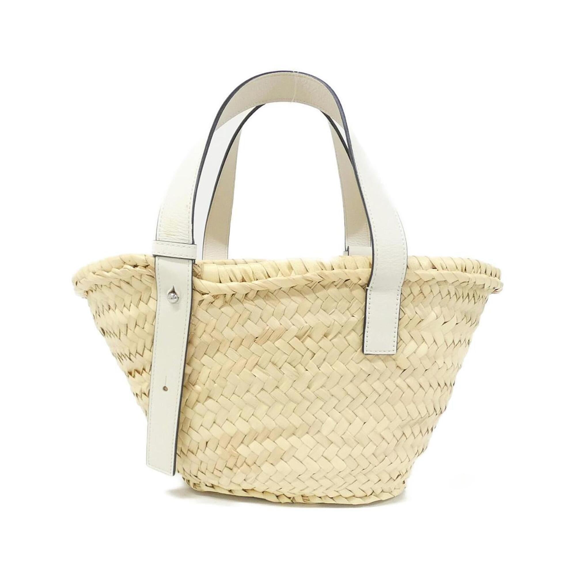 Loewe Ivory White Leather Handbag (Pre-Owned)