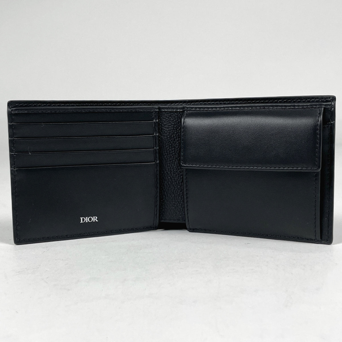 Christian Dior Black Leather Wallet (Bi-Fold) (Pre-Owned)