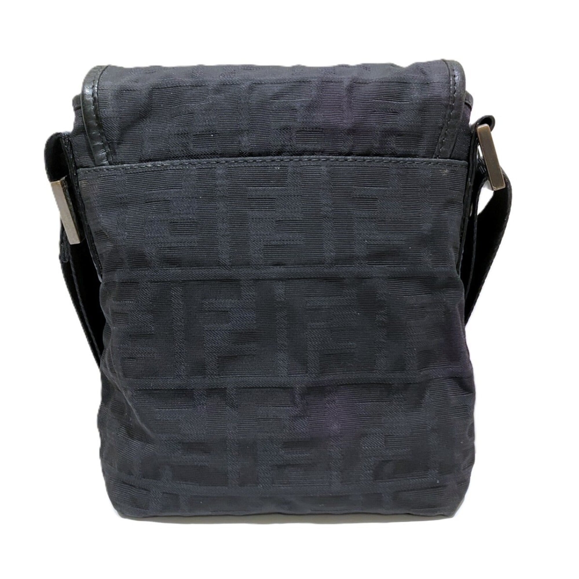 Fendi Black Canvas Shoulder Bag (Pre-Owned)