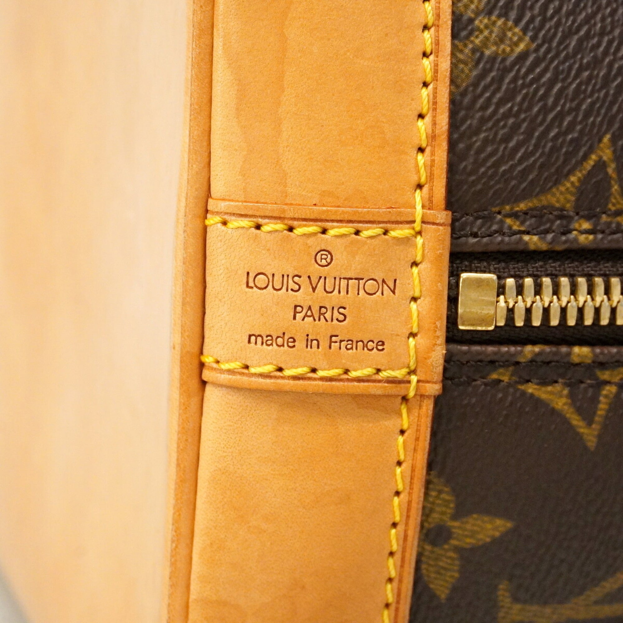 Louis Vuitton Brown Handbag (Pre-Owned)