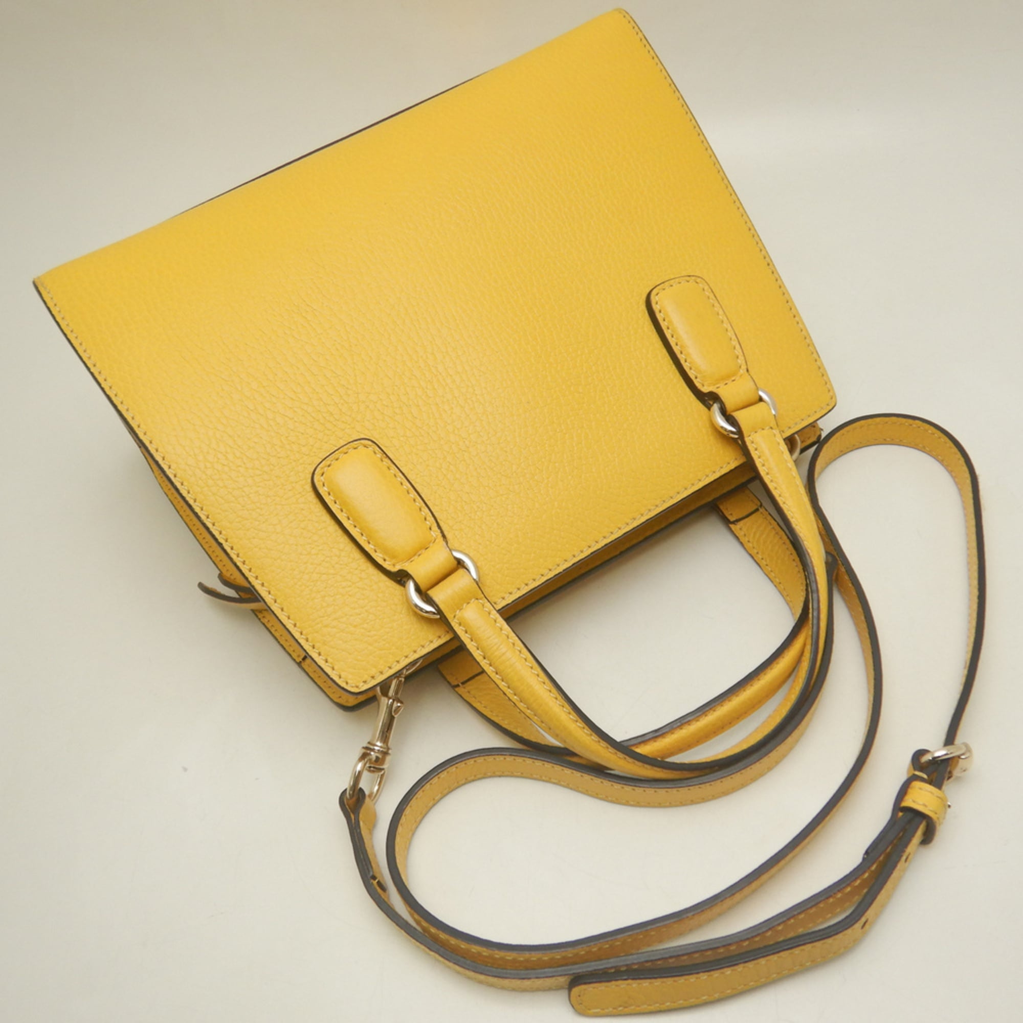 Gucci Yellow Leather Handbag (Pre-Owned)