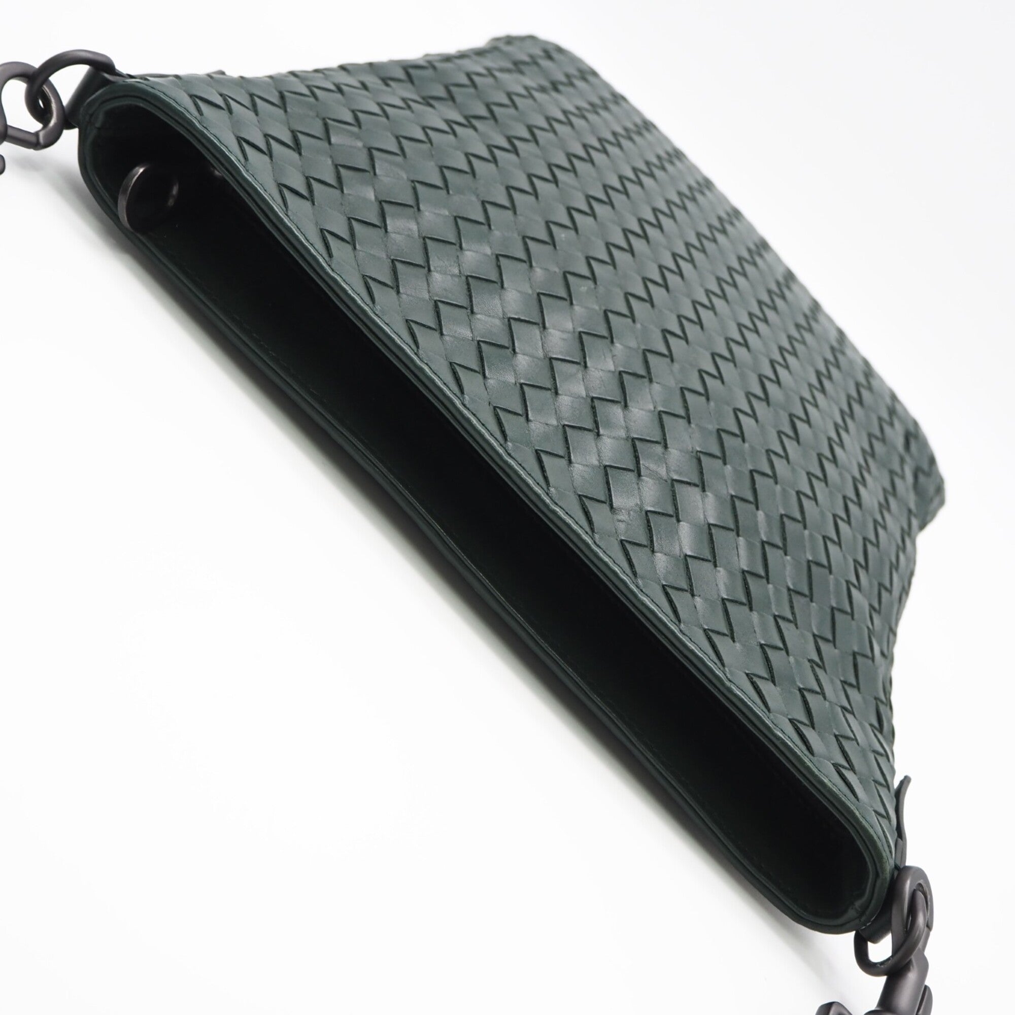 Bottega Veneta Intrecciato Black Green Leather Shoulder Bag (Pre-Owned)