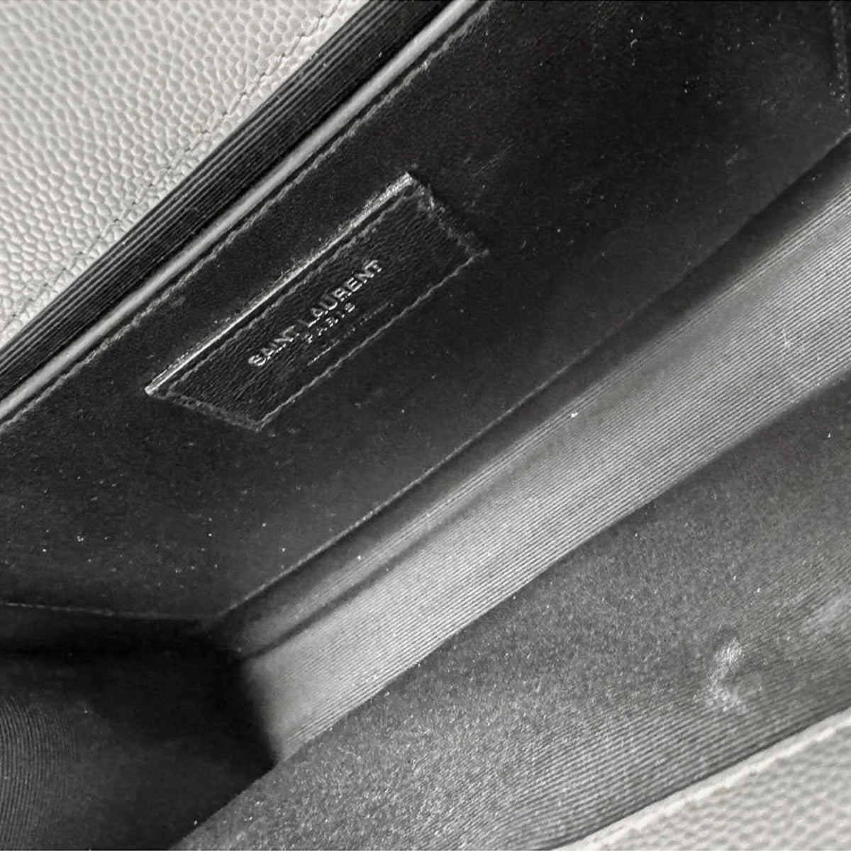 Saint Laurent Gray Leather Shoulder Bag (Pre-Owned)