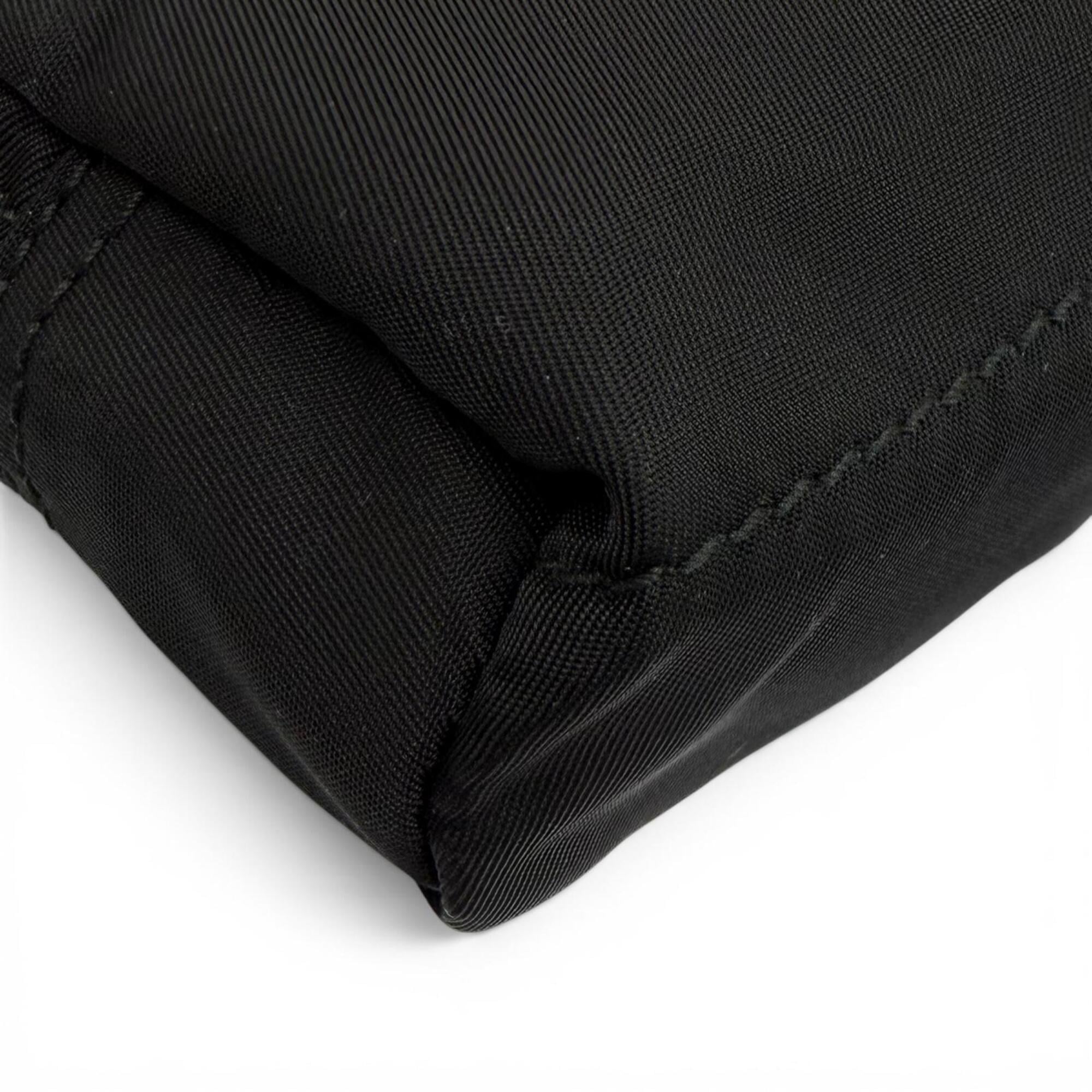 Prada Black Nylon Pouch (Pre-Owned)