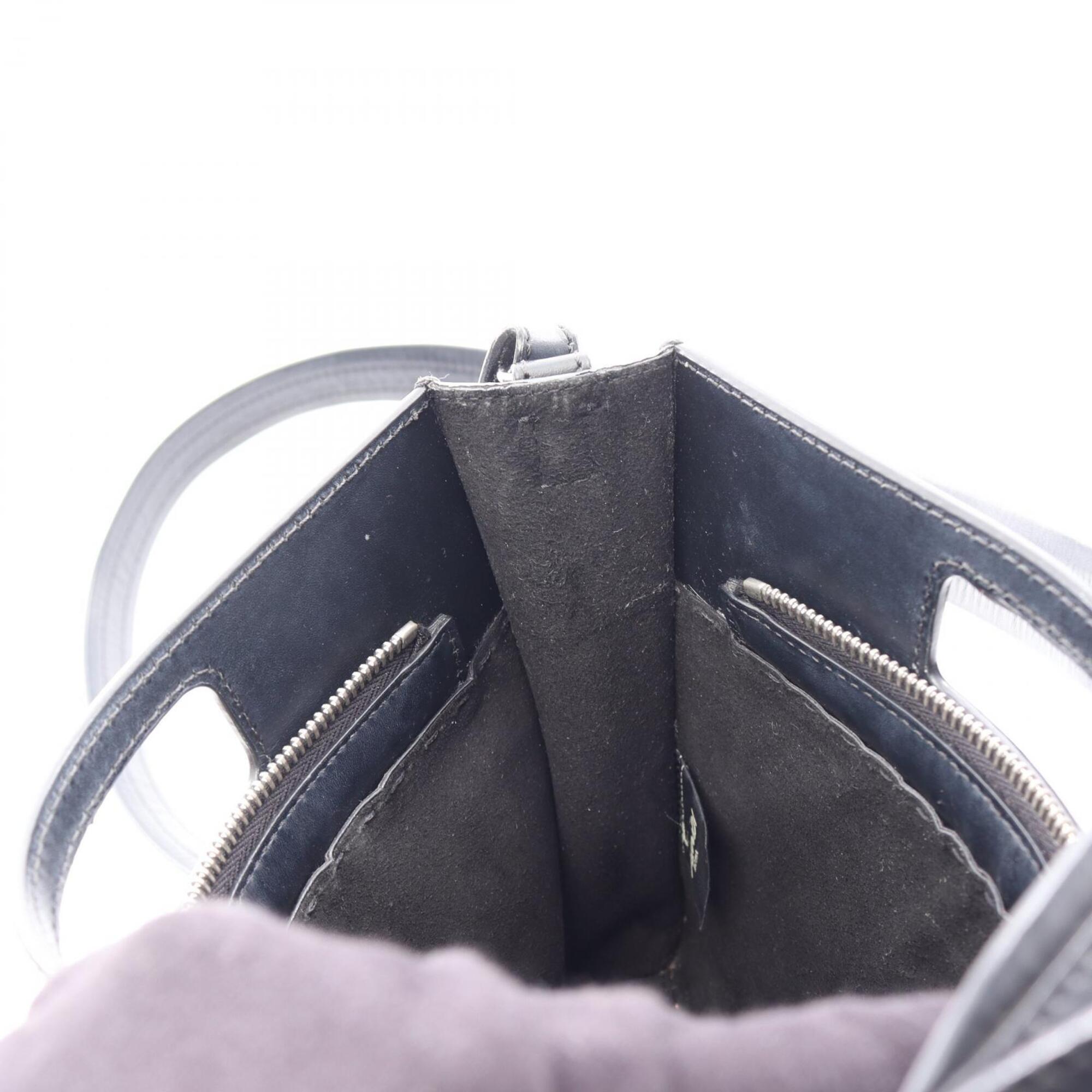 Fendi Black Leather Handbag (Pre-Owned)