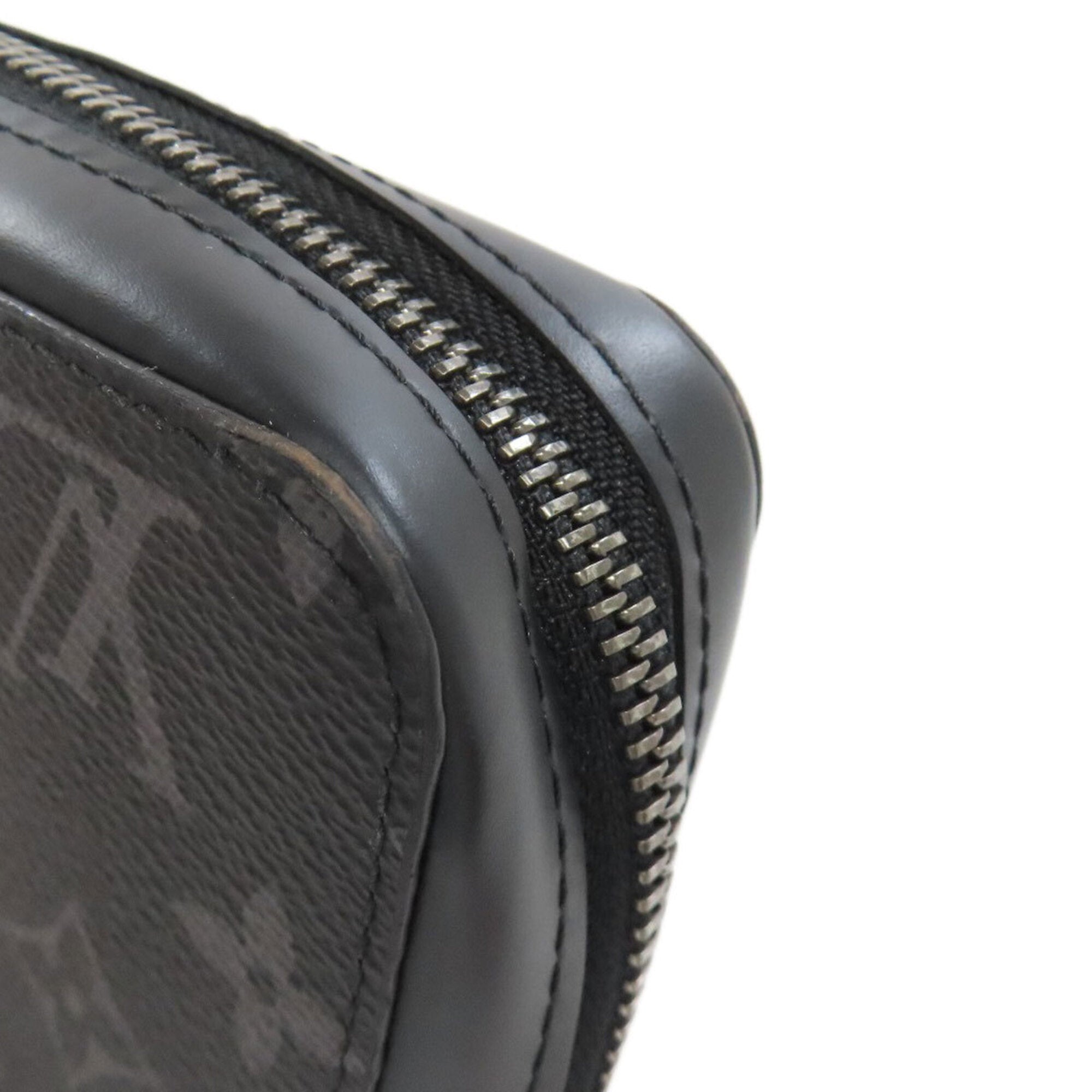Louis Vuitton Black Monogram Eclipse Clutch Bag (Pre-Owned)
