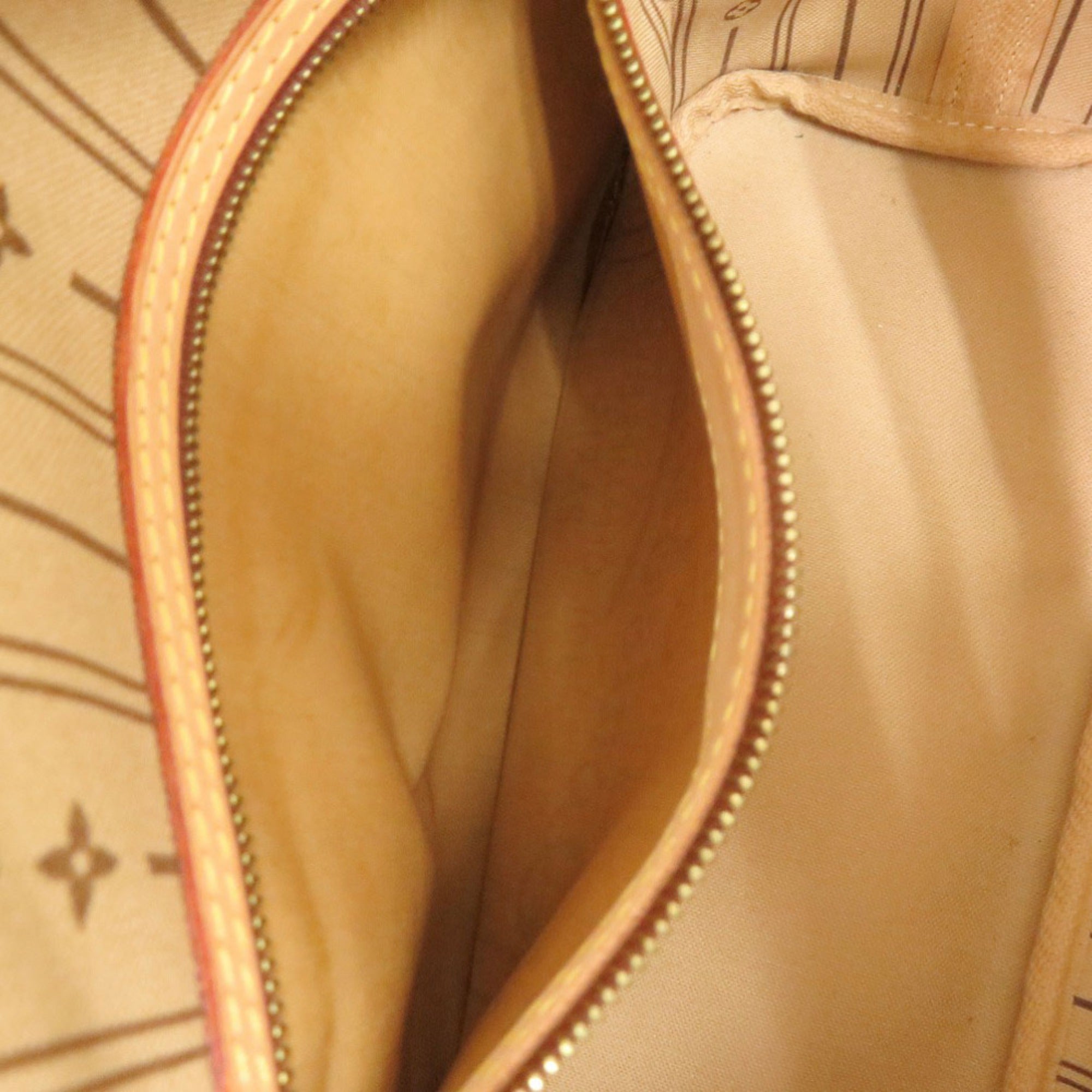 Louis Vuitton Beige Monogram Monogram Tote Bag (Pre-Owned)