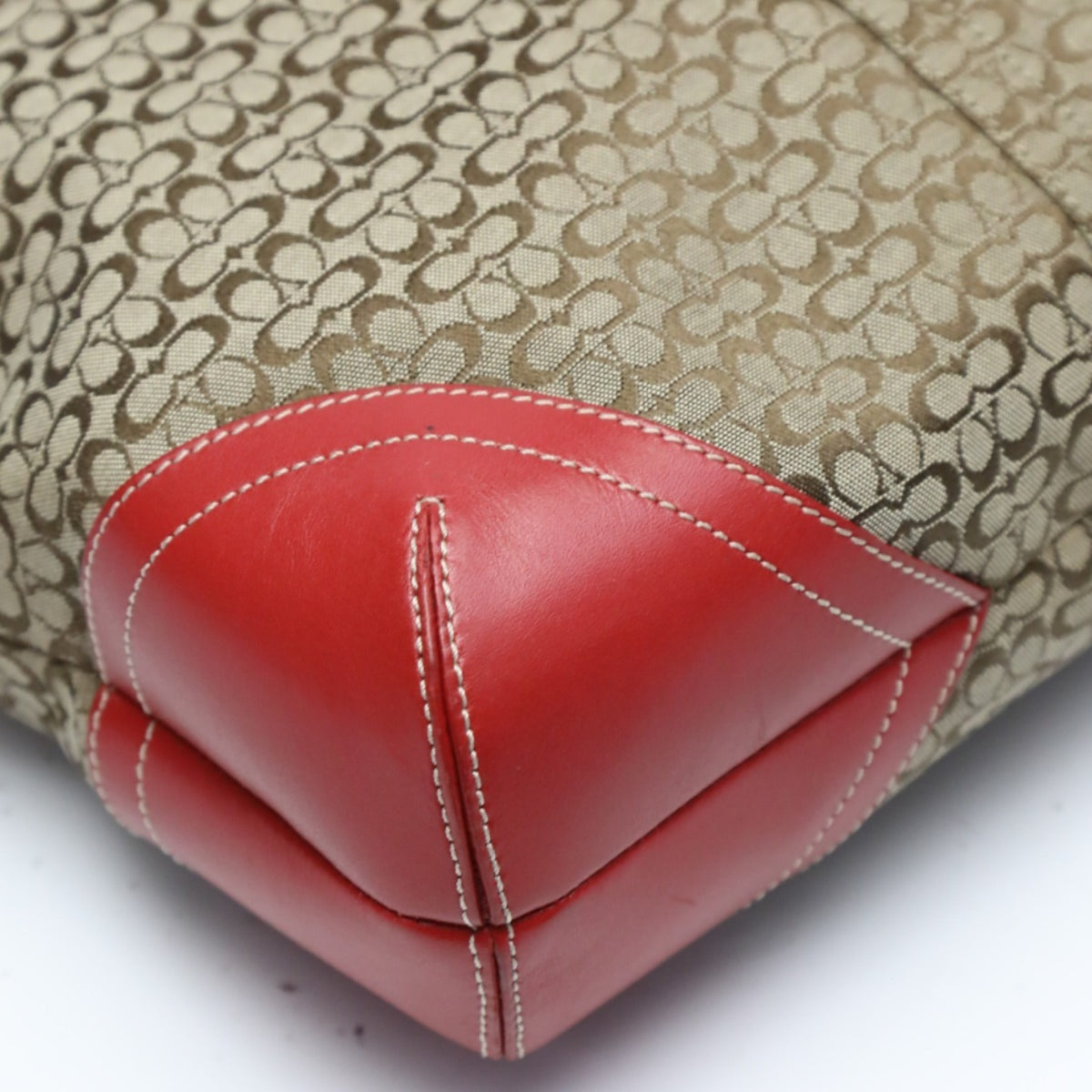 Coach Brown Red Color Canvas Shoulder Bag (Pre-Owned)