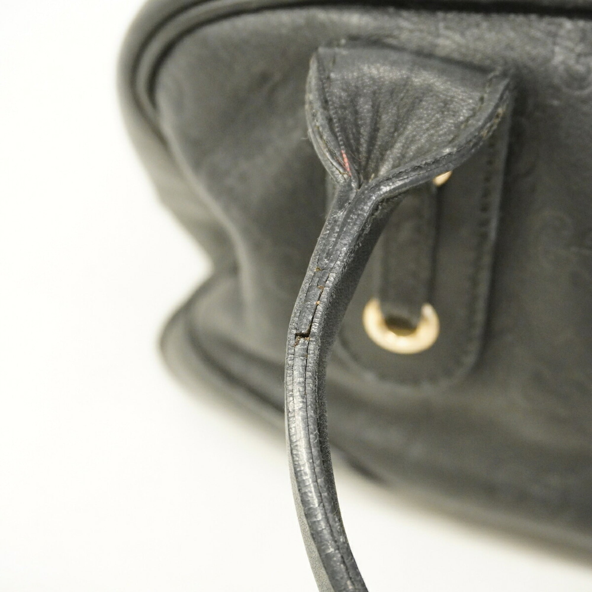 Gucci Black Leather Shoulder Bag (Pre-Owned)