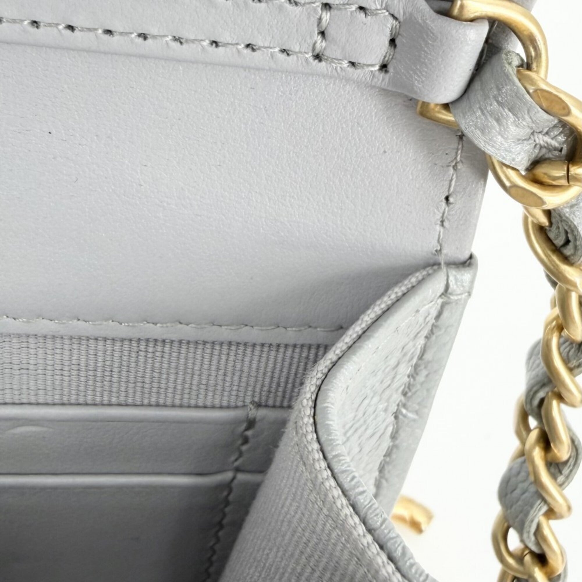 Chanel Gray Grained Calfskin Shoulder Bag (Pre-Owned)
