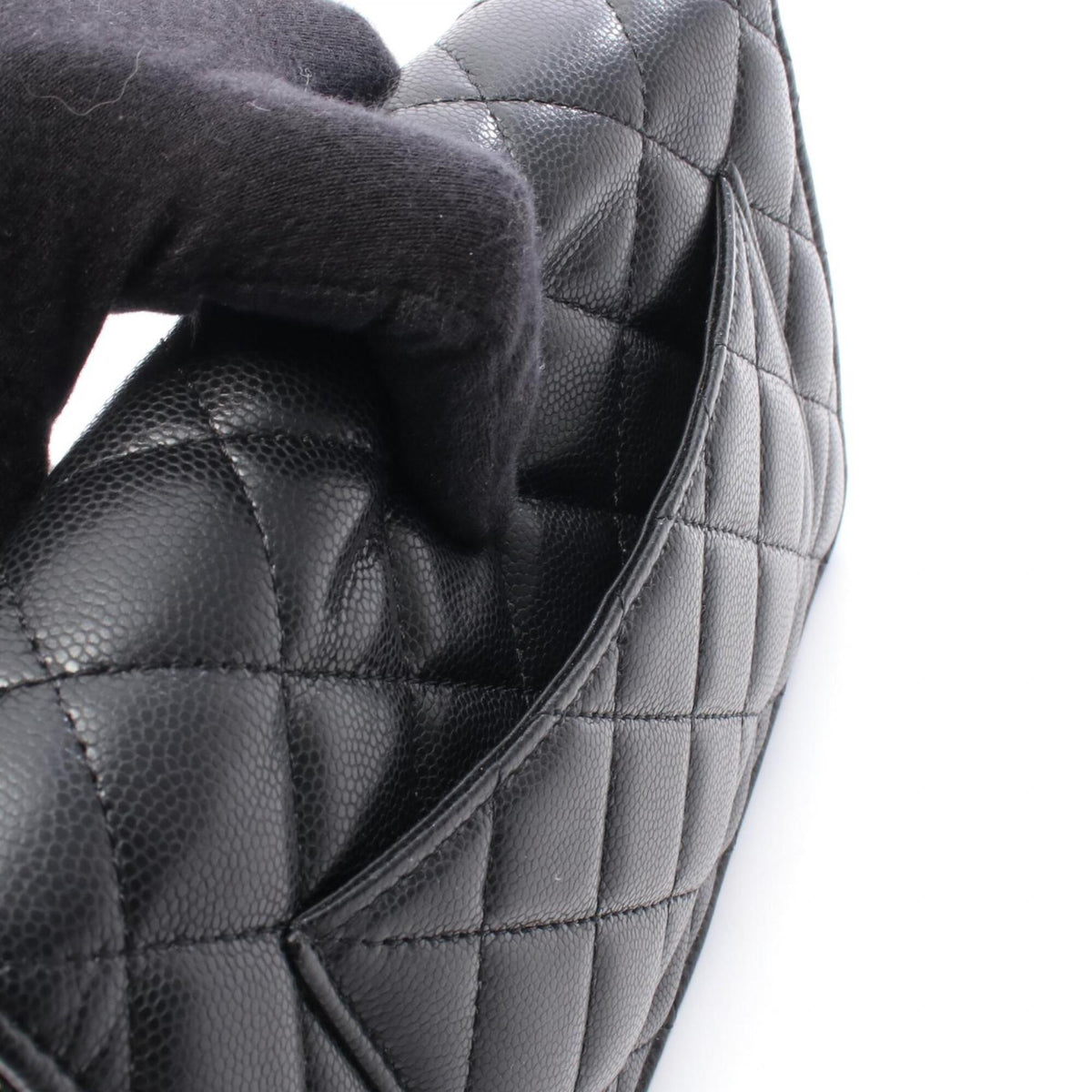 Chanel Black Grained Calfskin Shoulder Bag (Pre-Owned)