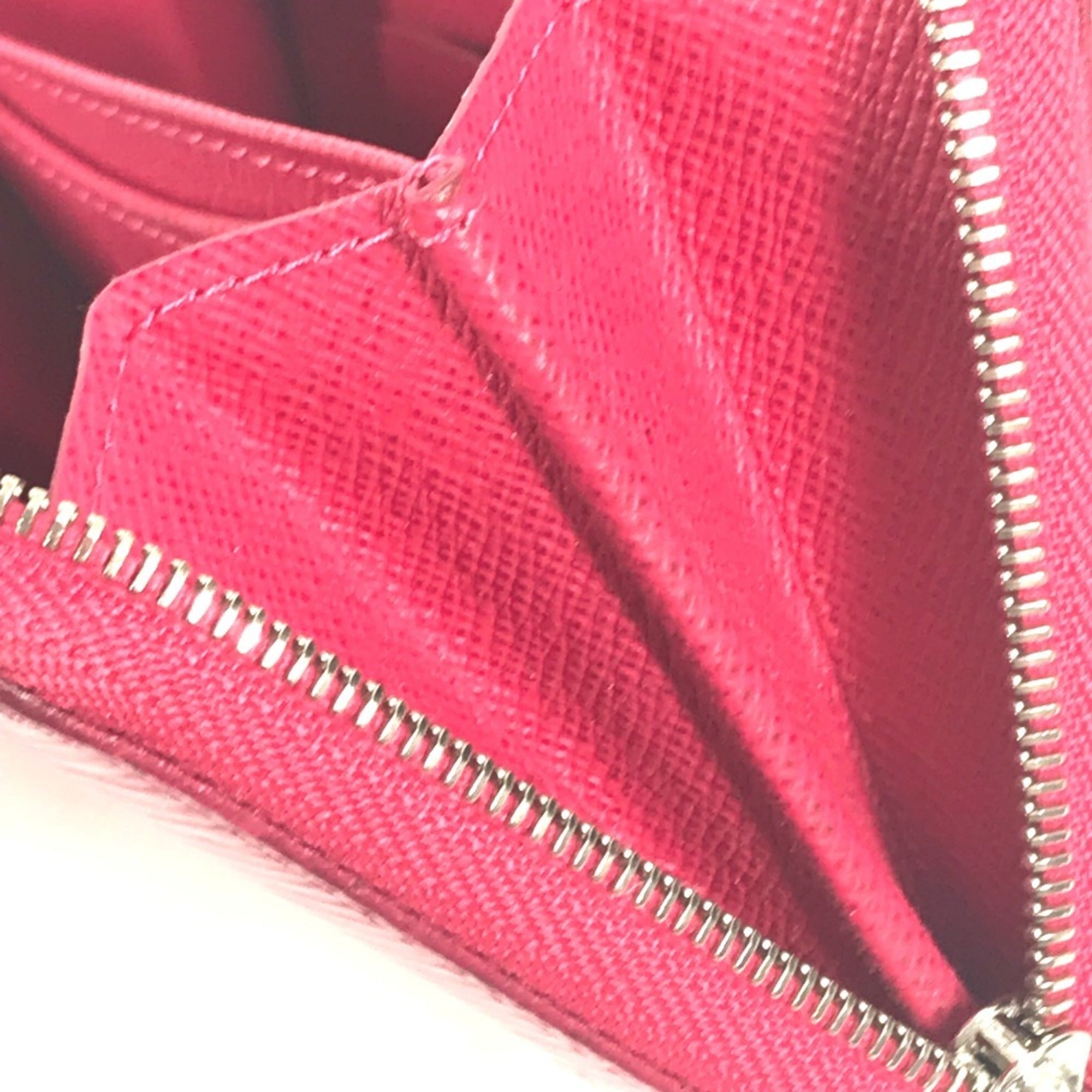 Louis Vuitton Fuchsia Pink Pink Epi Leather Coin Purse/Coin Case (Pre-Owned)
