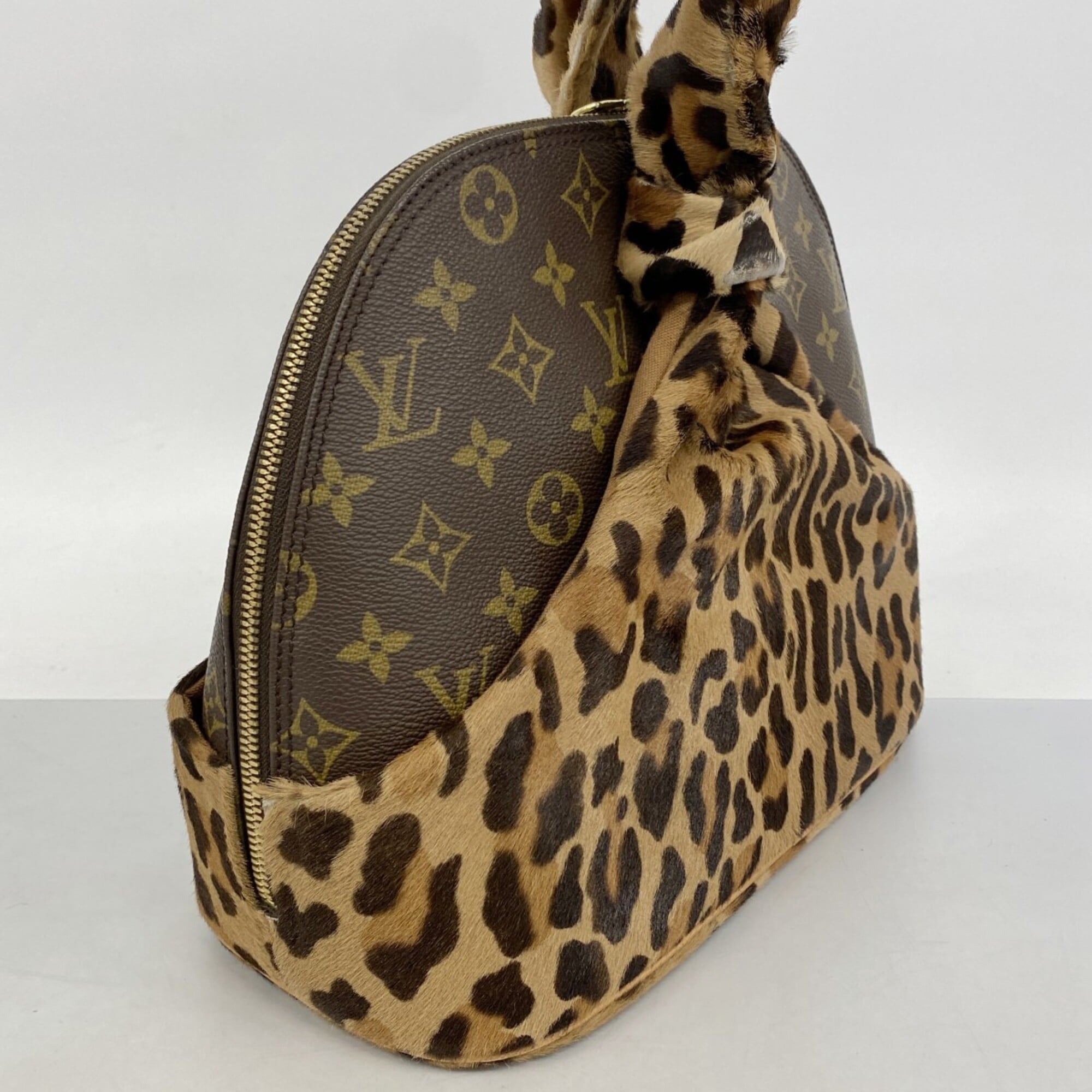 Louis Vuitton Brown Handbag (Pre-Owned)
