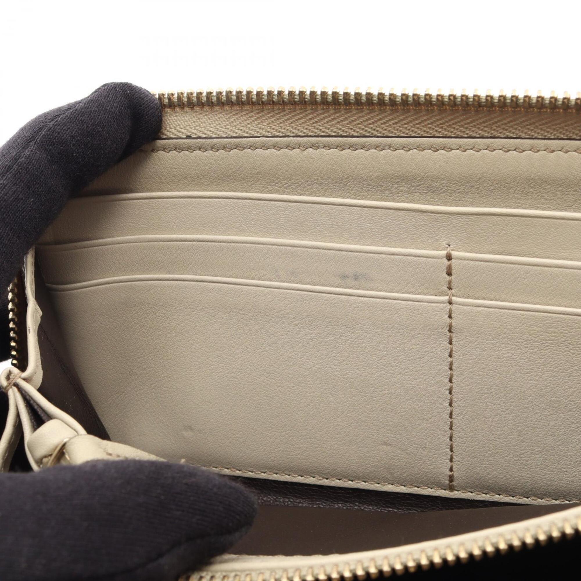 Gucci Ivory Leather Long Wallet (Bi-Fold) (Pre-Owned)