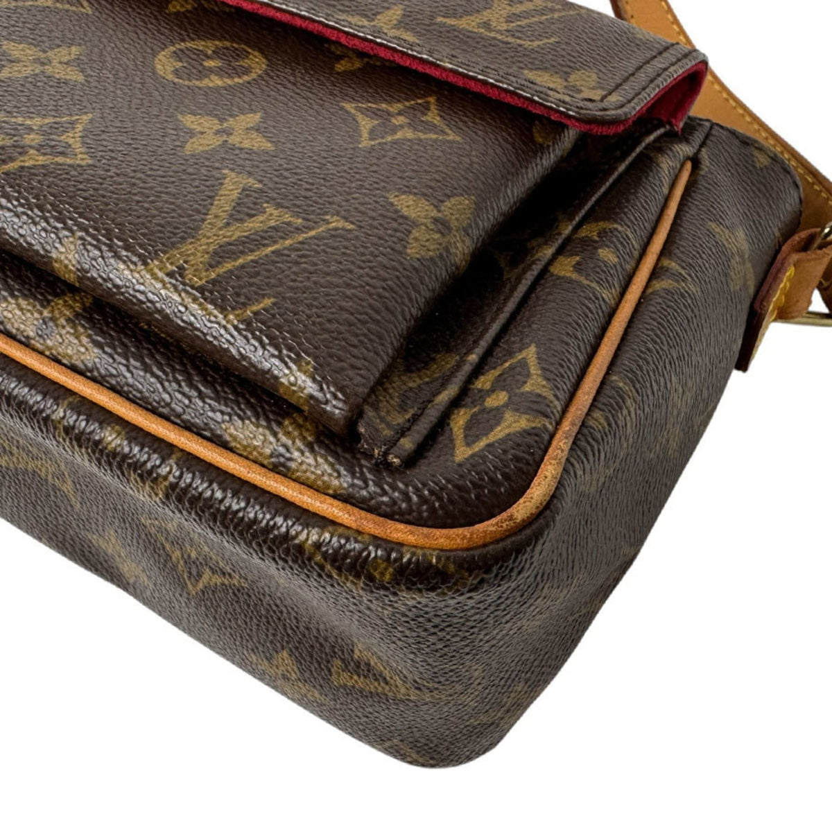 Louis Vuitton Brown Monogram Monogram Shoulder Bag (Pre-Owned)