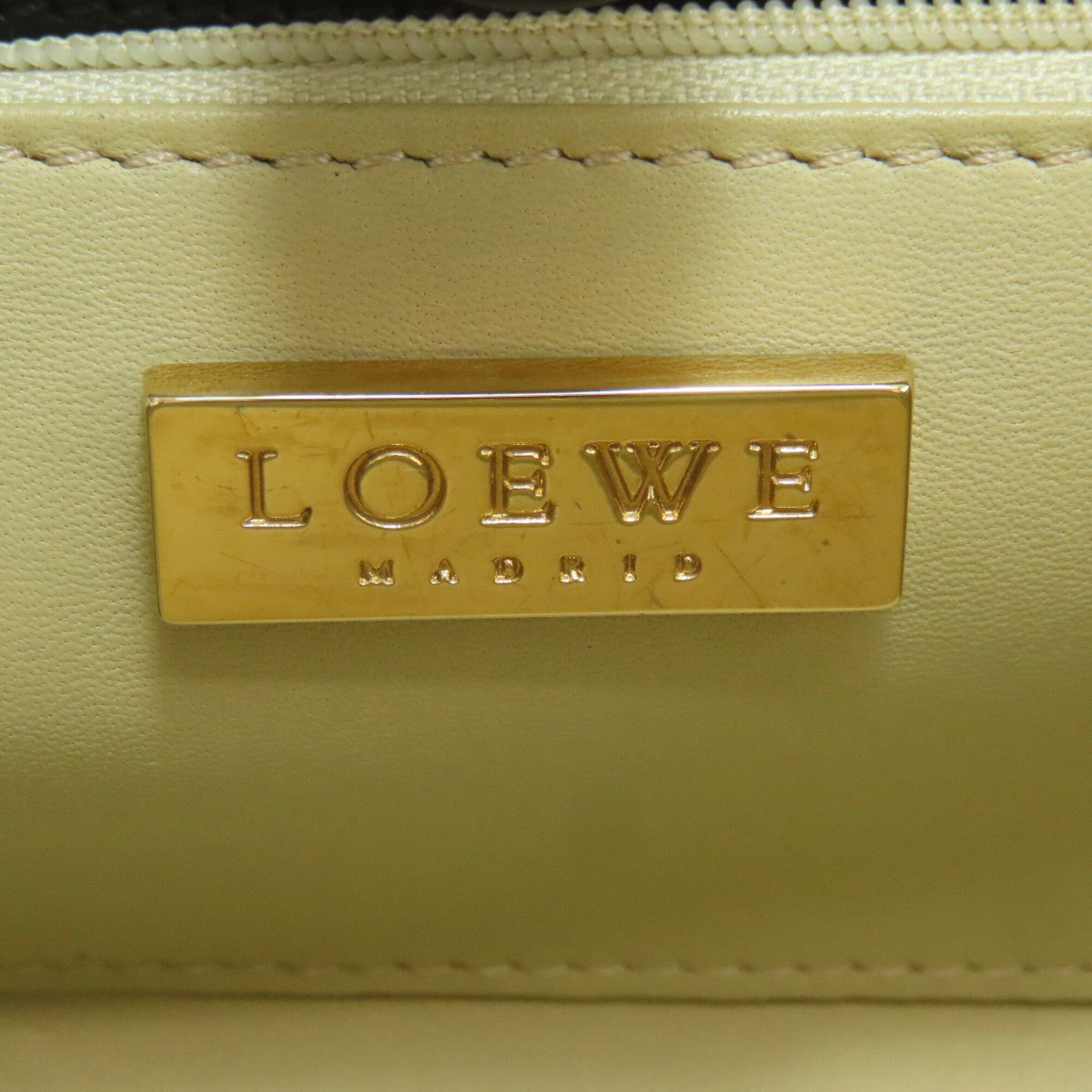 Loewe Black Leather Handbag (Pre-Owned)