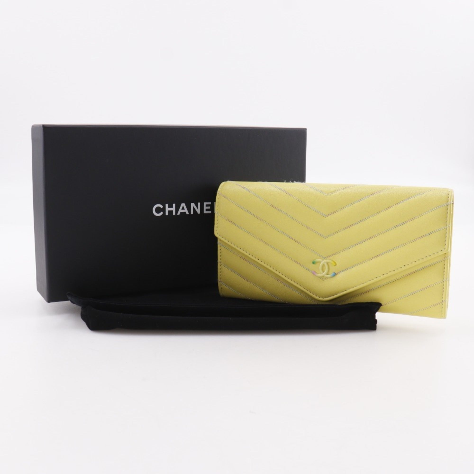 Chanel Yellow Leather Long Wallet (Bi-Fold) (Pre-Owned)